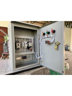 ตู้ควบคุมปั๊มน้ำขนาด 1 Hp 220v ตั้งเวลาการทำงาน ตู้เหล็กกันน้ำชั้นเดียว