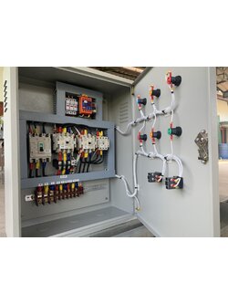 ตู้ควบคุมปั๊มน้ำระบบ 40 Hp 380 v ( star delta ) ทำงานร่วมกับระบบลูกลอยไฟฟ้า220V