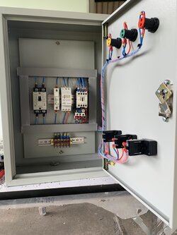 ตู้ควบคุมปั๊มน้ำขนาด 3 Hp 220v ตั้งเวลาการทำงาน ตู้เหล็ก