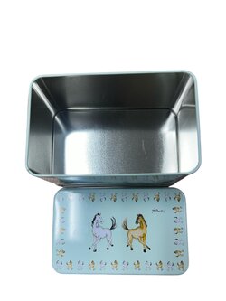 กล่องโลหะปีมะเมียใหญ่