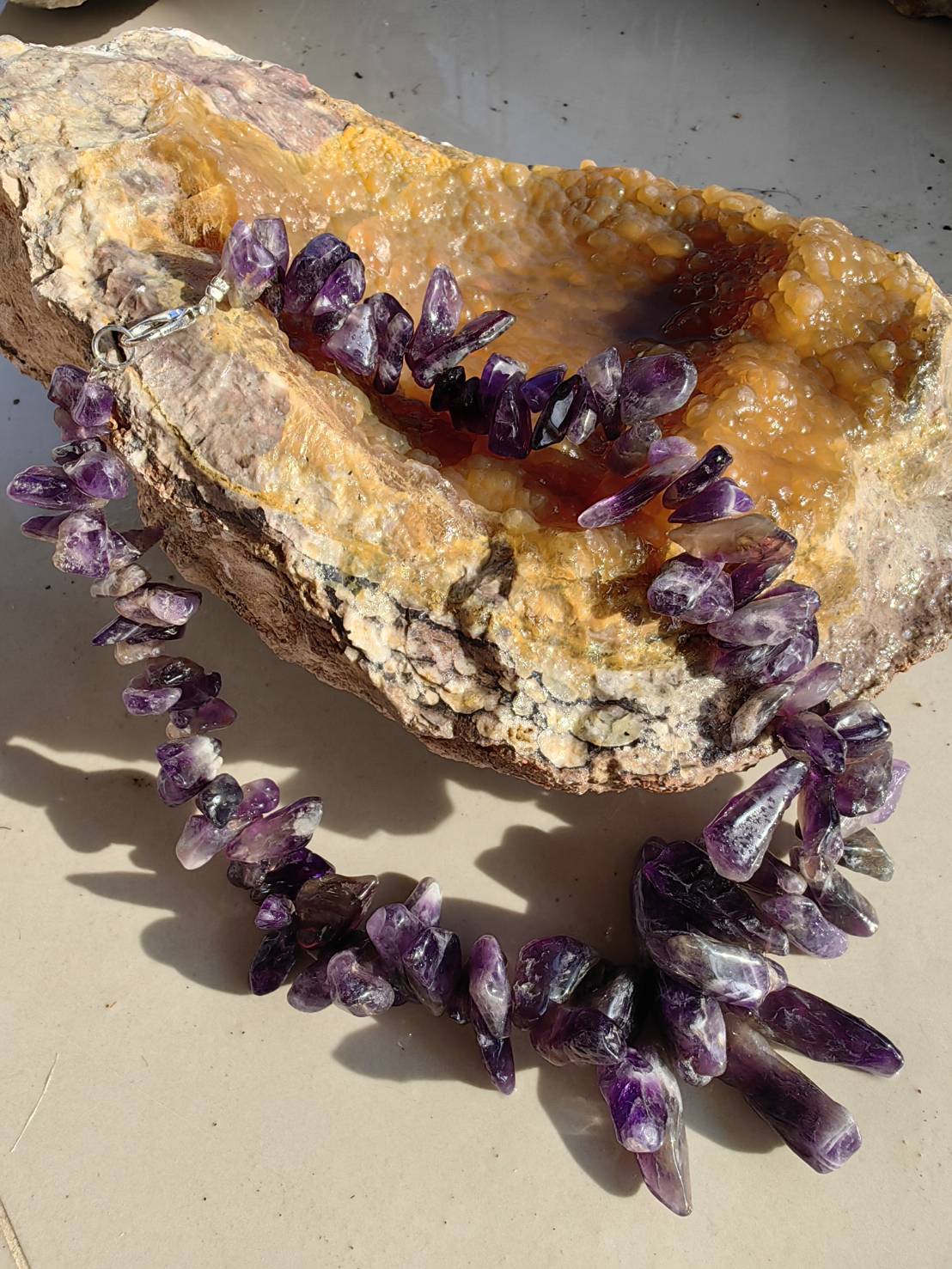 Amethyst Necklace สร้อยคออเมทิตส์ L 39 cm. 586.00 ct.