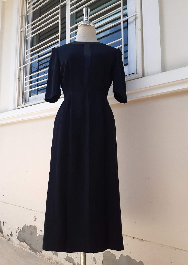 เดรสวินเทจสีดำแขนสั้น ใส่ทำงาน ใส่งานขาวดำ