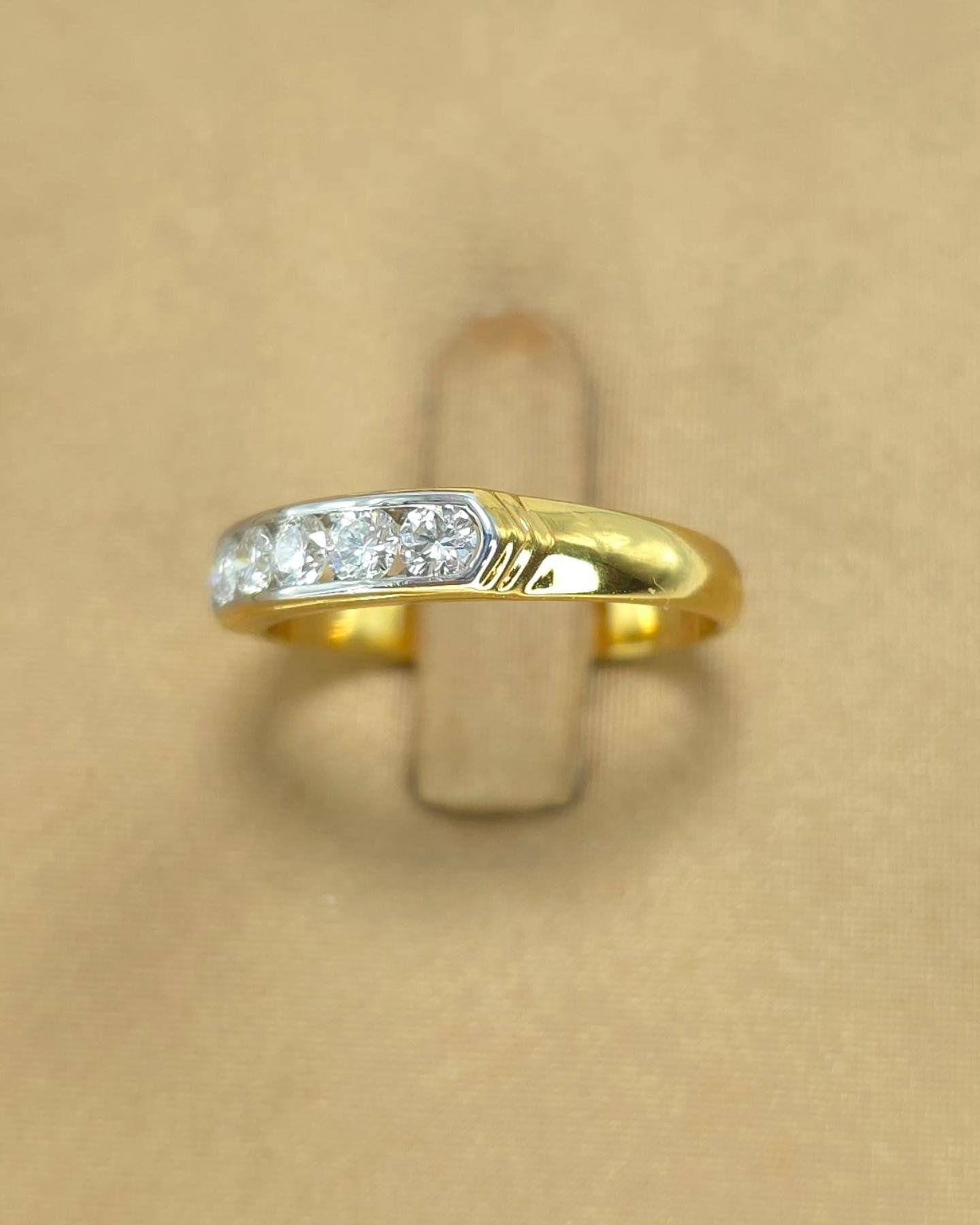 🚫ปิดการขาย(SoIdOut)🚫แหวนทองคำ 18K เพชรเกสร 7 ตัง 5 เม็ด รวม 35 ตัง น้ำ 95-96 ความสะอาด vvs-vs ไซส์ 51 น้ำหนัก 2.4 กรัม ราคา 9,900.-(Net)