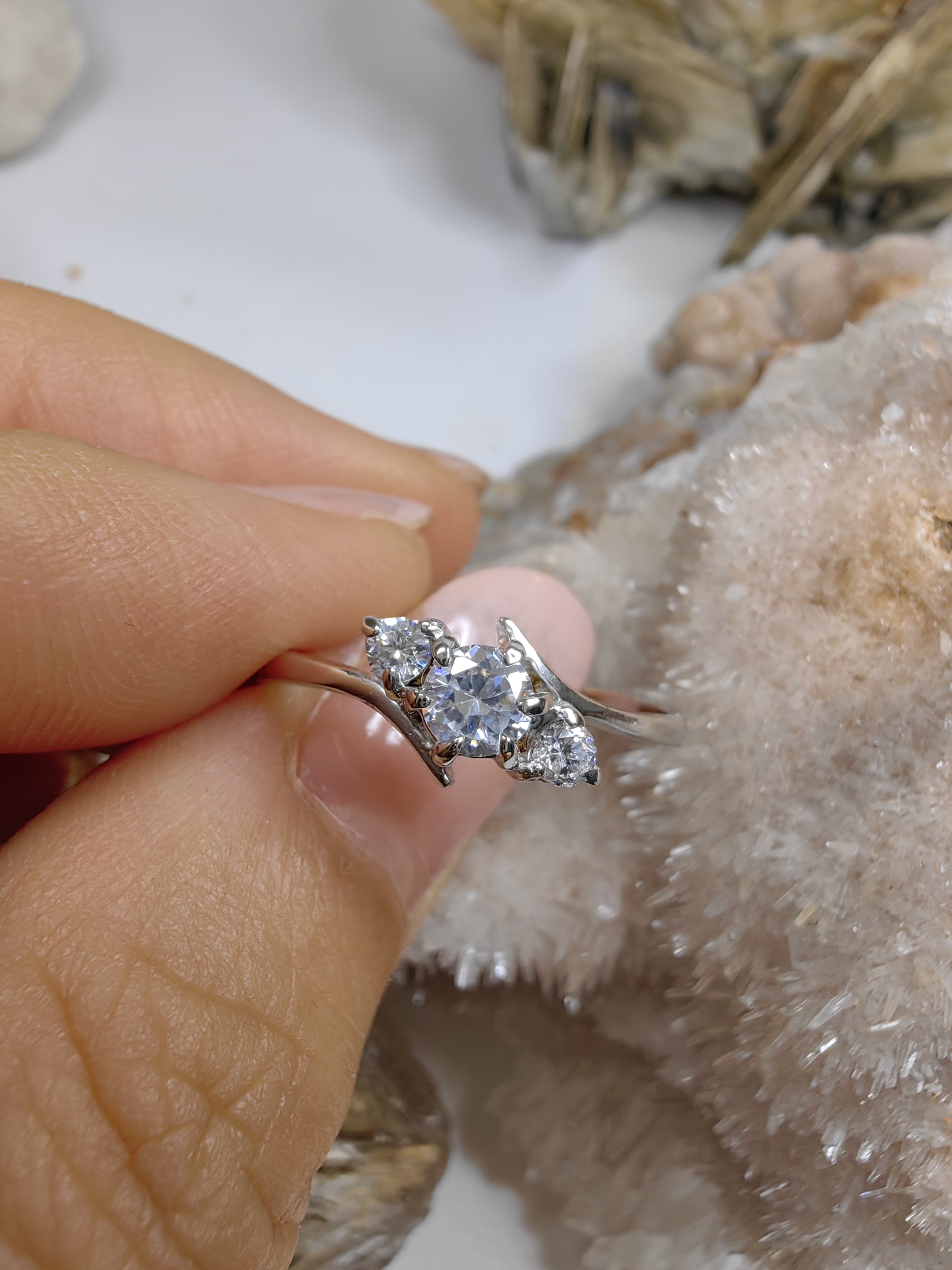 แหวนเพชร CZ เงินแท้ 92.5% Cubic Zirconia 925 Sterling Silver Ring Size 57