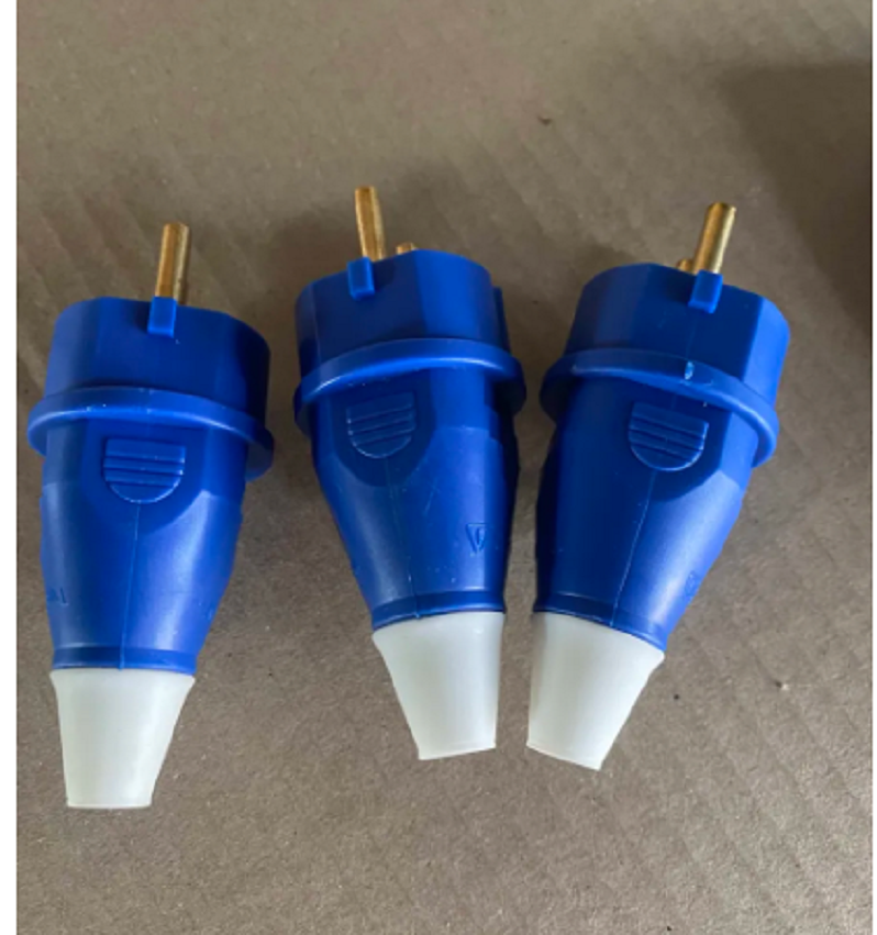 ปลั้กตัวผู้ขากลม สีน้ำเงิน ปลั้กขาเยอรมัน พาวเวอร์ปลั๊ก 2สาย 2ขา 16A CCS รุ่น CCS1-h หล่นไม่แตก รับแรงไฟฟ้าได้แยอะ หุ้มฉนวนกันไฟดูด