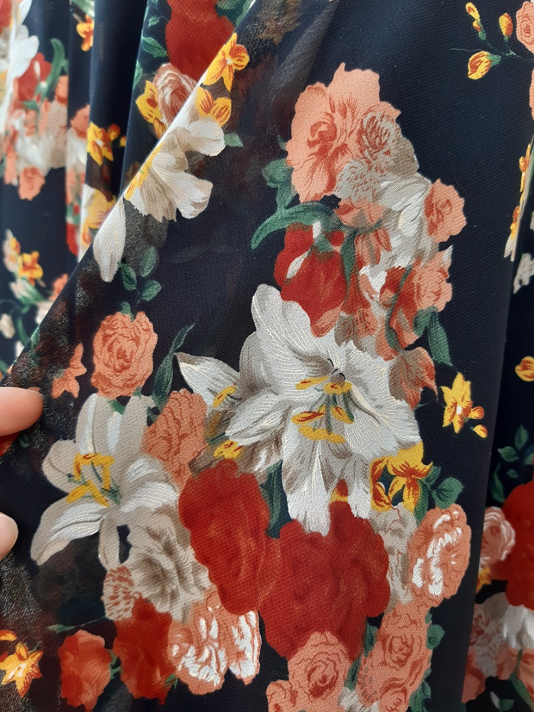 กระโปรงบานผ้าชีฟองลายดอกไม้สีส้ม งานวินเทจมือสอง