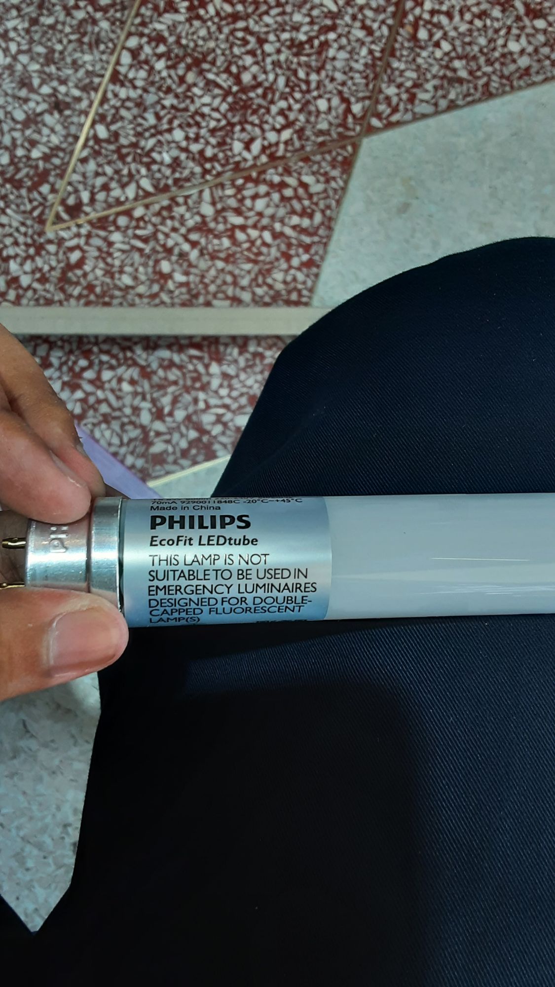 Philips หลอดไฟนีออน LED Ecofit LedTube T8 8W นีออนLED สั้น Cool DayLight จำนวน10หลอด ยกกล่อง