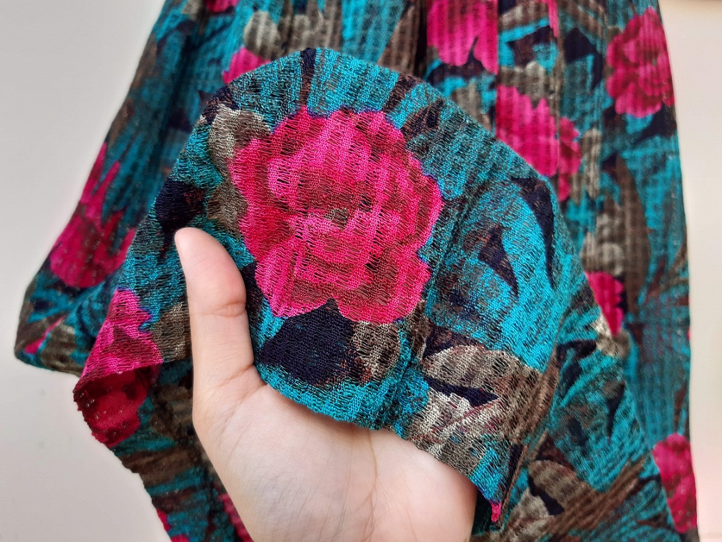 กระโปรงวินเทจลายดอกไม้ เอวยืดใส่สบาย