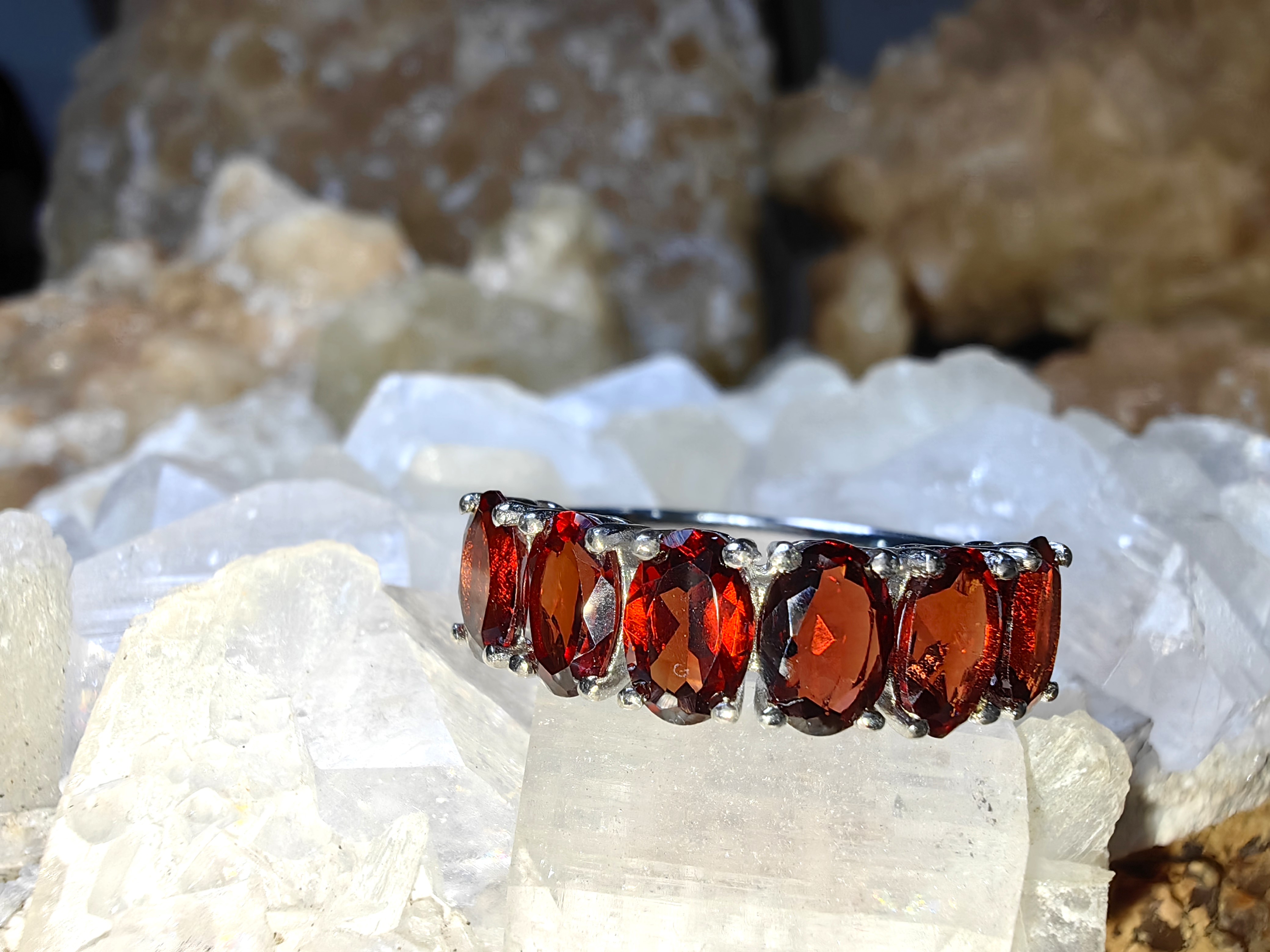 Garnet 925 Sterling Silver แหวนโกเมน Size 57 เงินแท้ 925