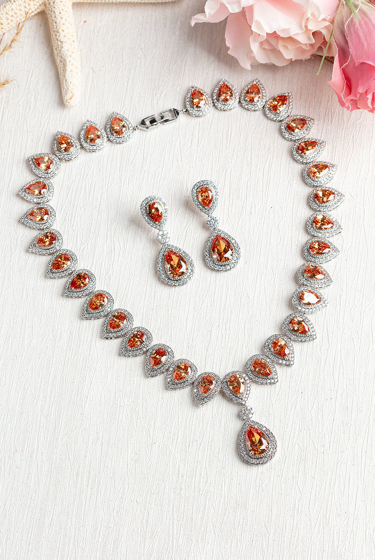 ORANGE SAPPHIRE DIAMOND 18K WHITE GOLD NECKLACE EARRING สร้อยคอ ต่างหู แซฟไฟร์สีส้ม ล้อมเพชร ทอง 18K Pre-order