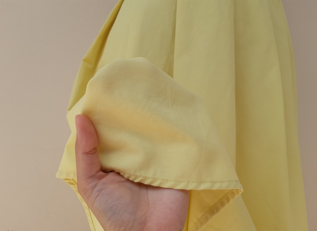 กระโปรงสาวอวบสีเหลืองแบรนด์ GU แท้