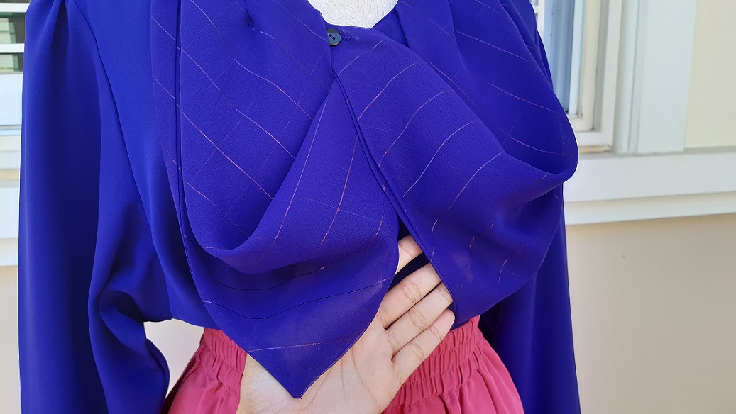 เสื้อเชิ้ตสีม่วงเข้มสวยๆ