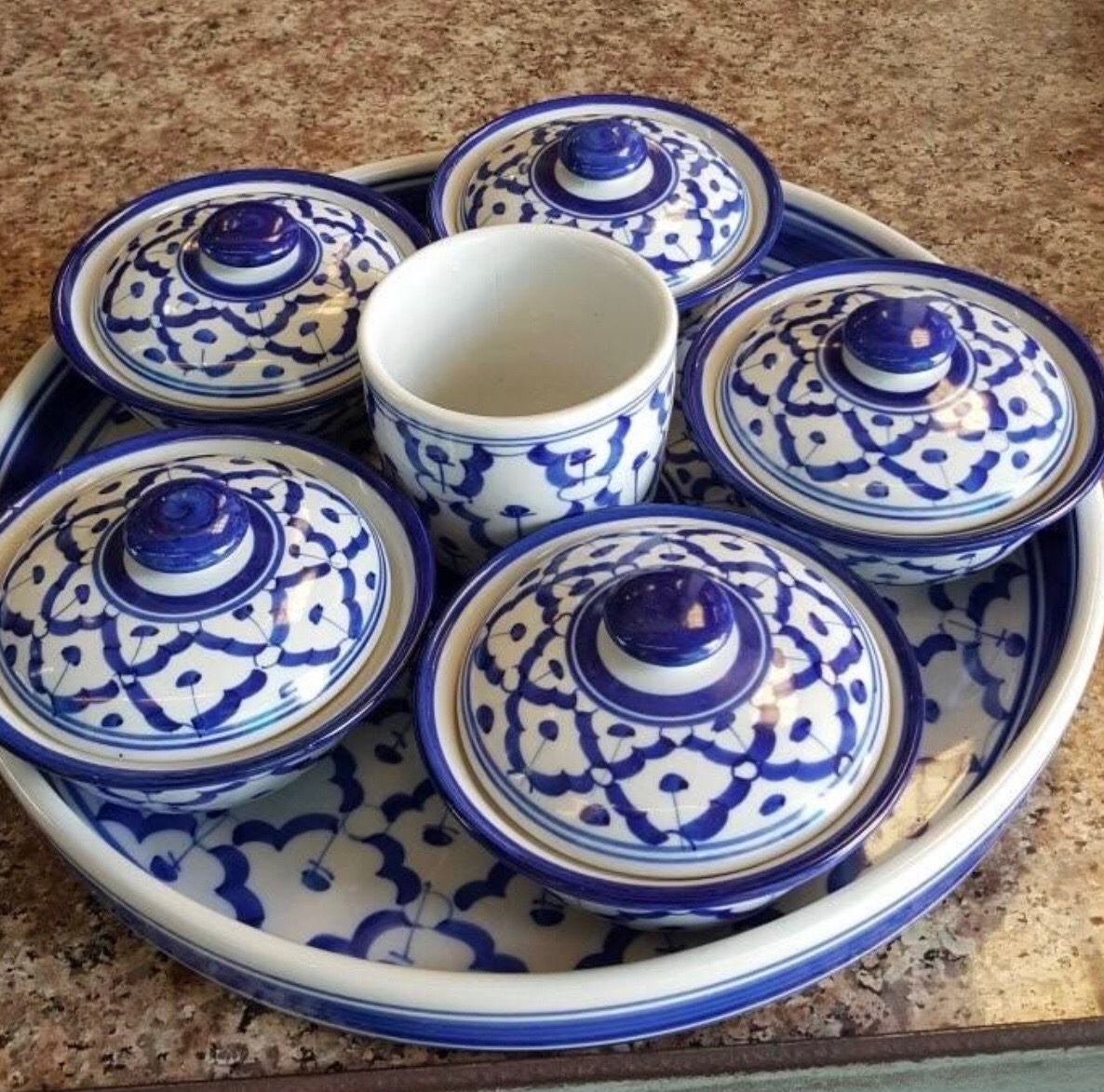 ชุดถวายข้าวพระลายไทย12"