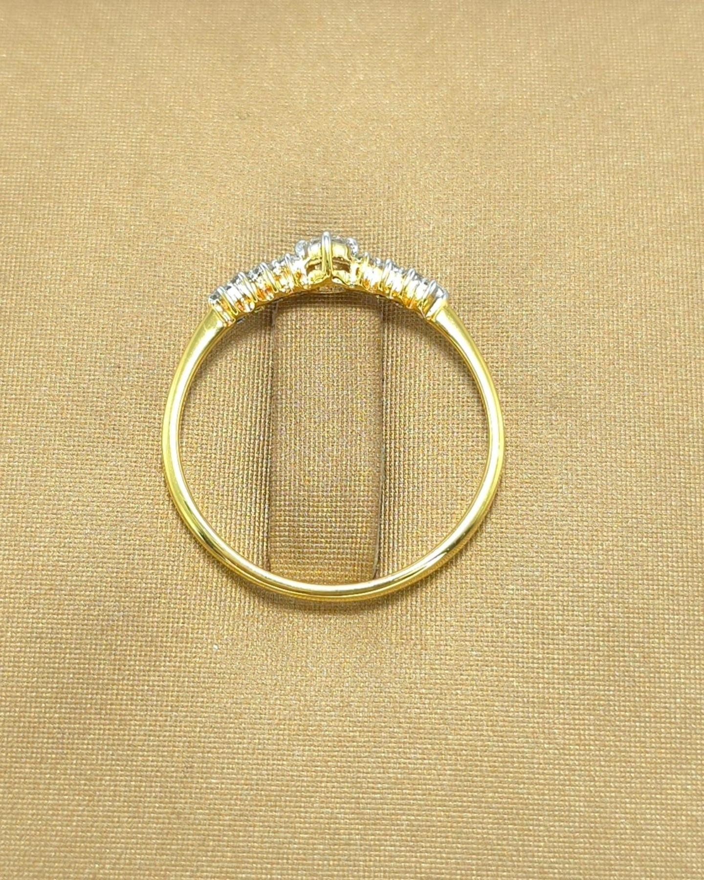 🚫ปิดการขาย(SoIdOut)🚫แหวนทองคำ 18K เพชรเกสร 10 ตัง 1 เม็ด 1.35 ตัง 8 เม็ด รวม 20.8 ตัง น้ำ 95-96 ความสะอาด vs2 ไซส์ 57 น้ำหนัก 1.51 กรัม ราคา 6,200.-(Net)