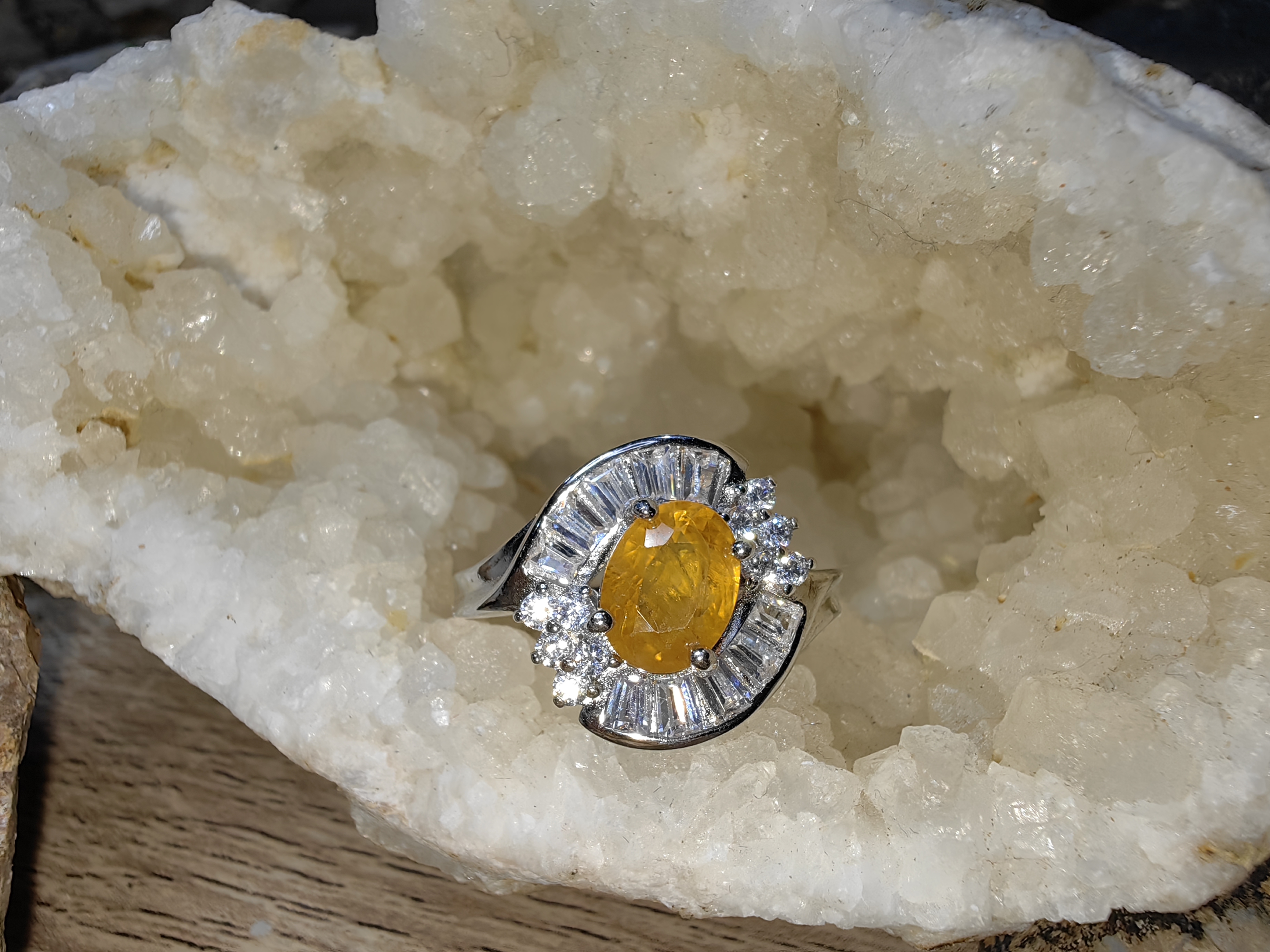 Yellow Sapphire Cubic Zirconia 92.5% Silver Ring แหวนบุษราคัม เงิน 92.5%