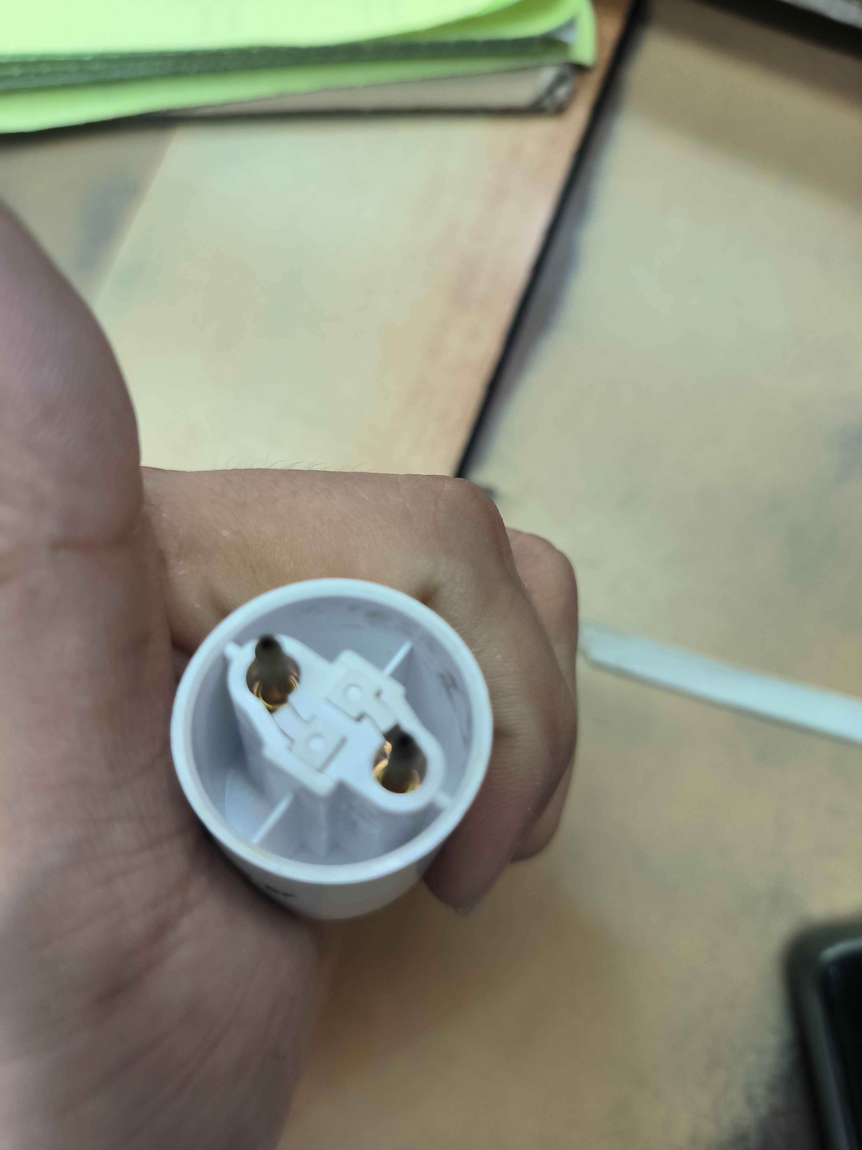 T5 T8 ADAPTOR 2 PCS 28w A1
