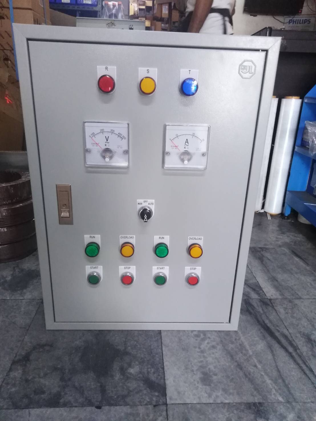 ตู้ควบคุมปั๊มน้ำ 15 Hp 3 เฟส 380v 2 ตัวสลับกันทำงาน ใช้ลูกลอยไฟฟ้า220v