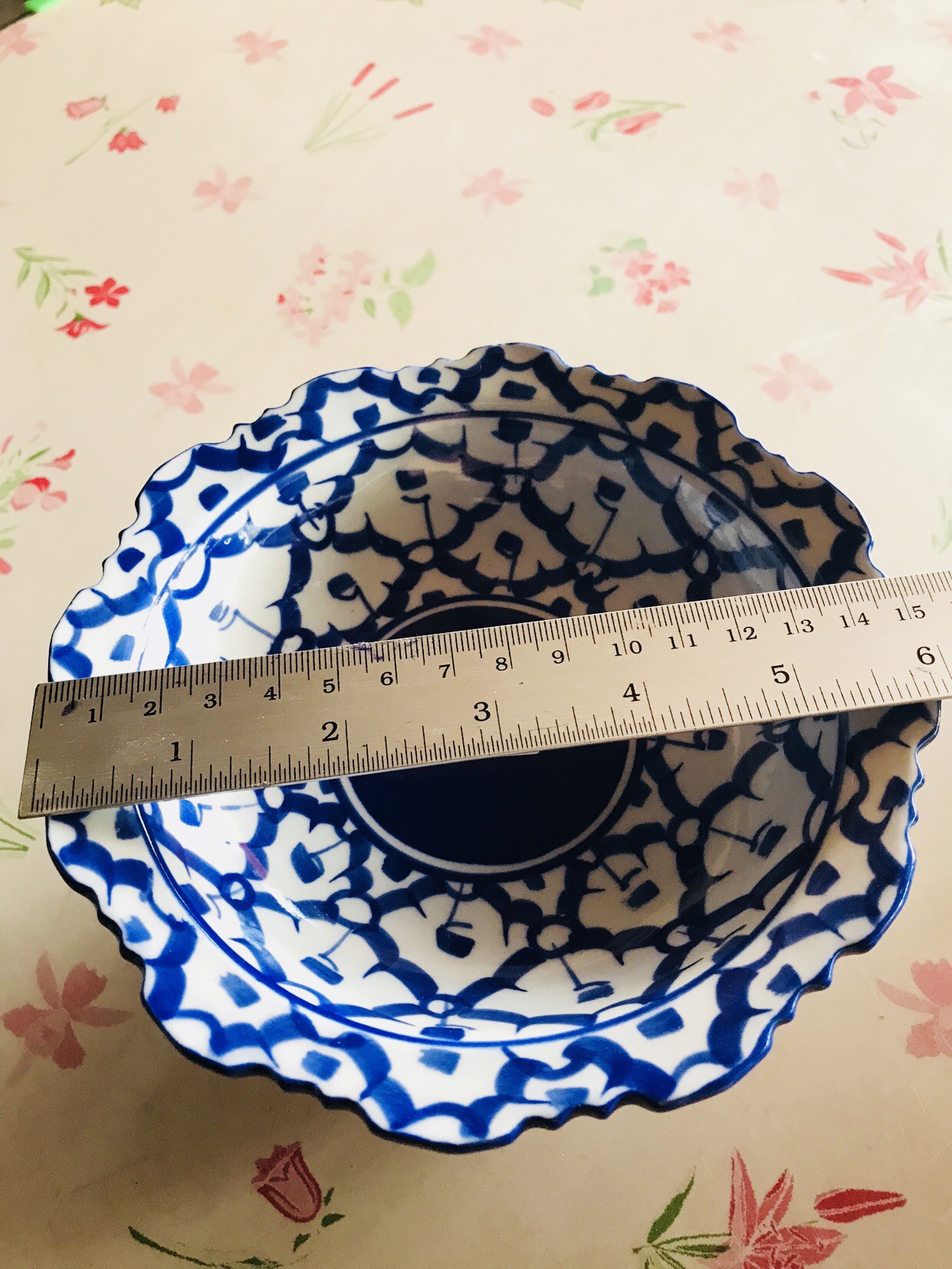 พานลายไทย6"