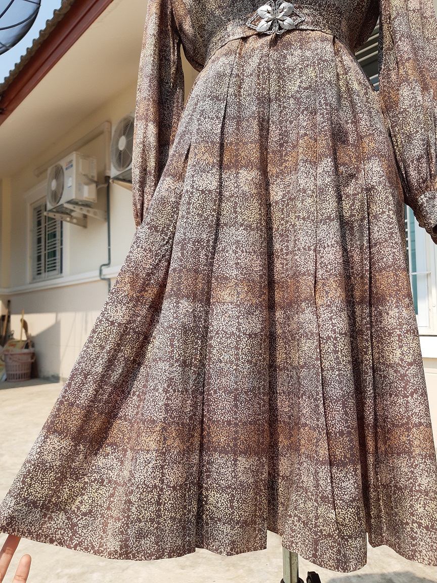 เดรสวินเทจสีชมพูมือสอง