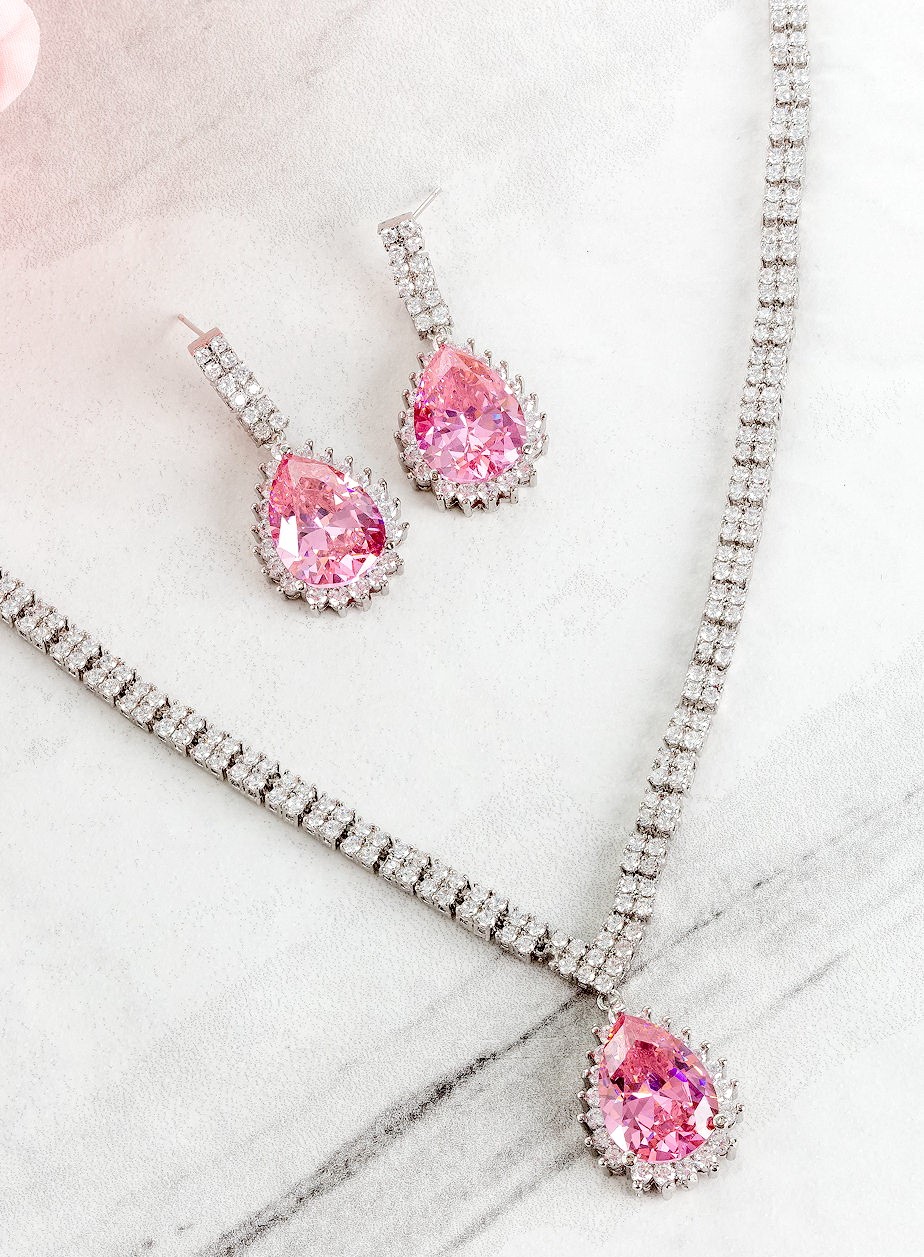 PINK SAPPHIRE DIAMOND 18K WHITE GOLD NECKLACE EARRING สร้อยคอ ต่างหู แซฟไฟร์สีชมพู เพชร ทอง 18K Pre-order