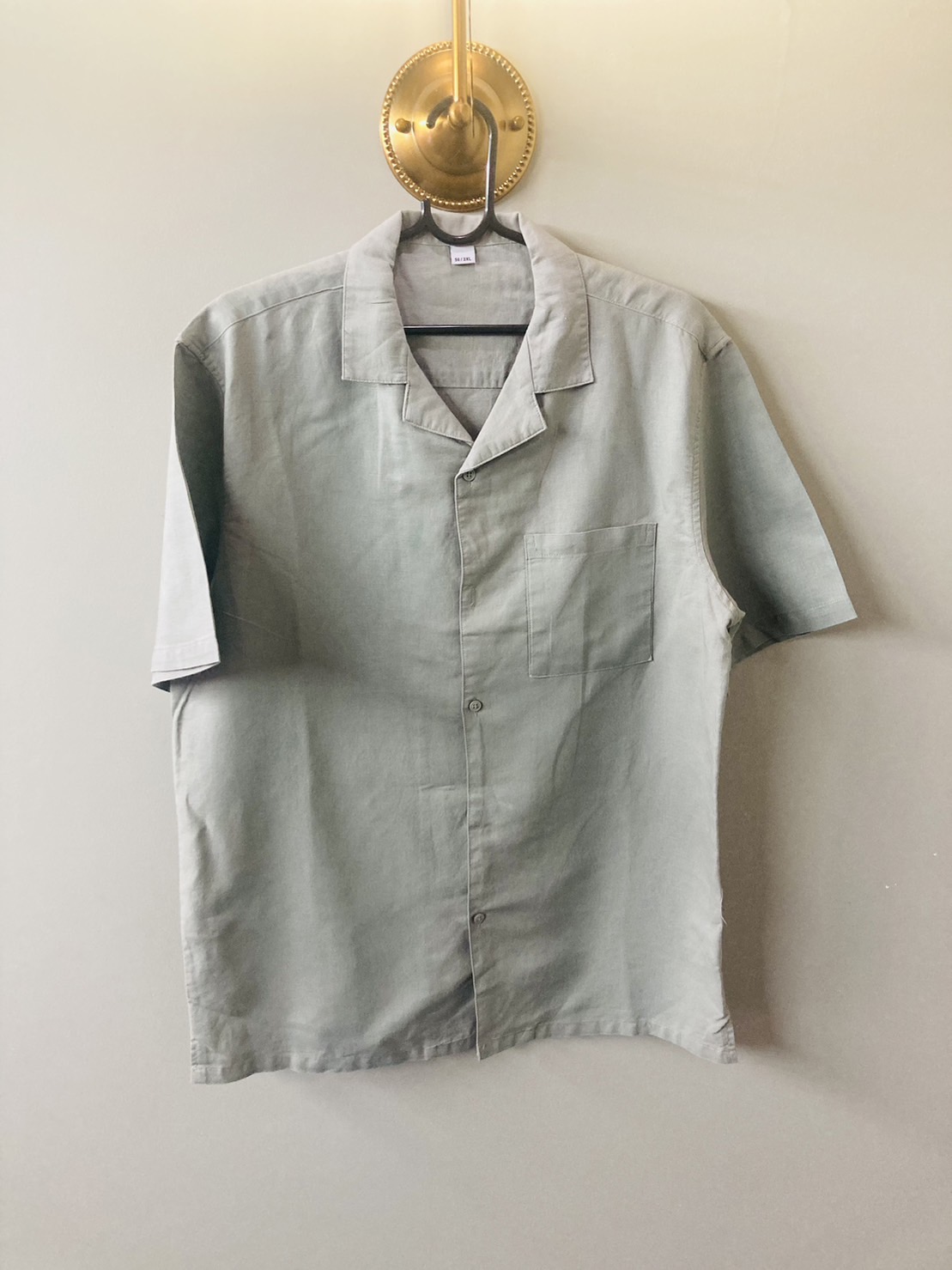 G 220028 เสื้อเชิ้ตแขนสั้น ราคาเช่า 40 บาท ต่อ 1 วัน