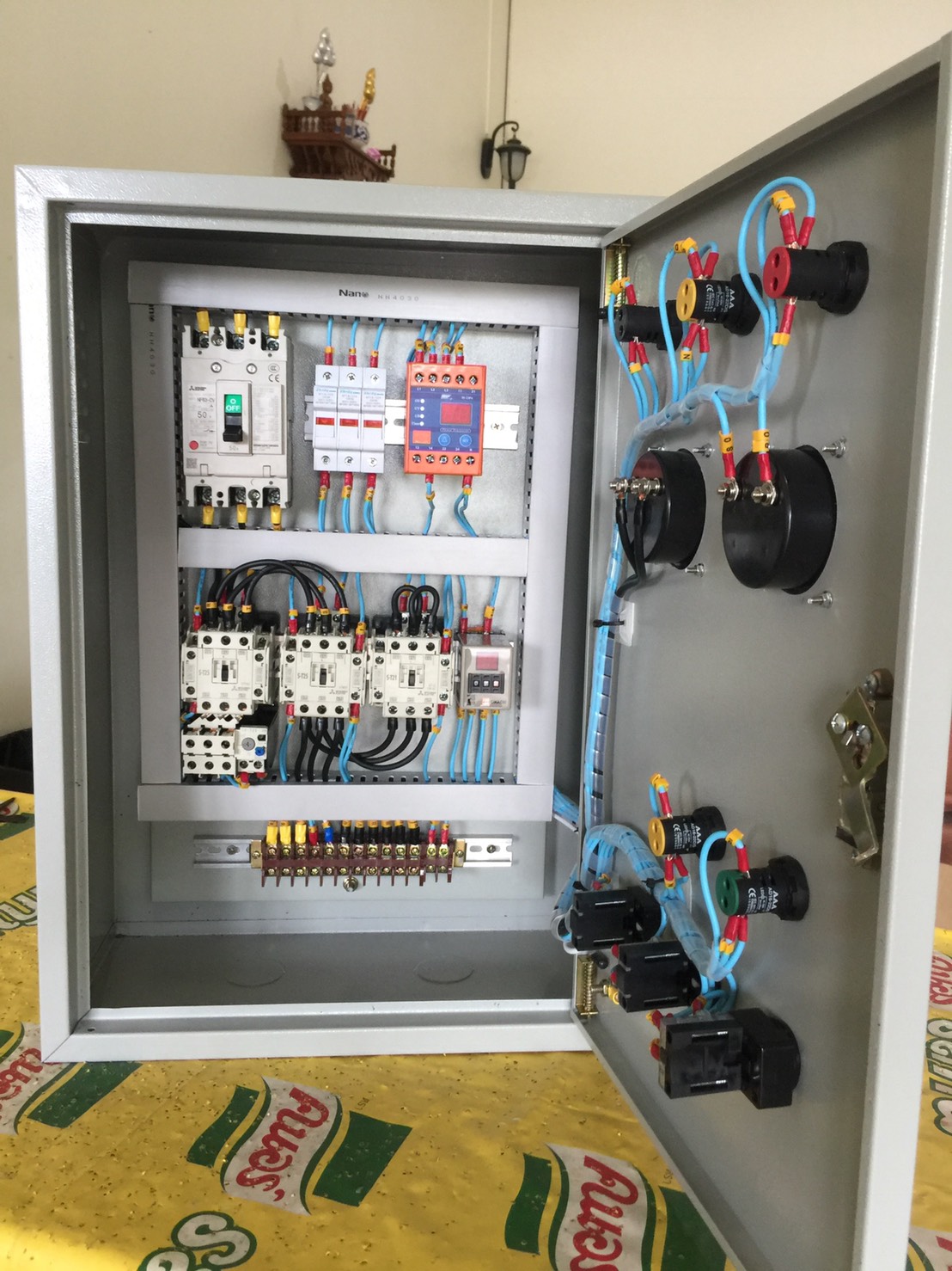 ตู้ควบคุมปั๊มน้ำระบบ 15 Hp 380 v ( star delta ) ทำงานร่วมกับระบบลูกลอยไฟฟ้า220V