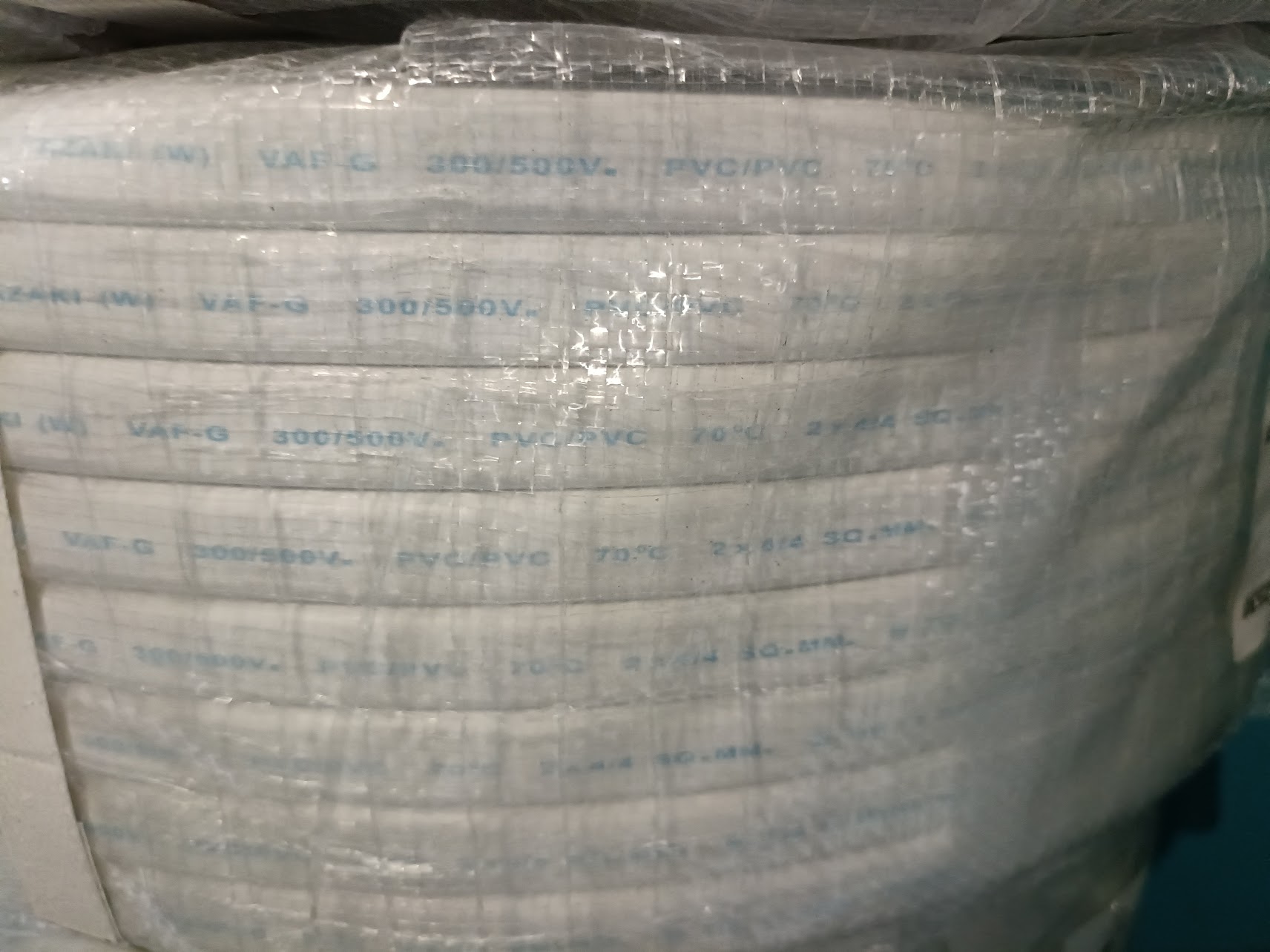 YAZAKI สายไฟ VAF-G YAZAKI เบอร์ 2x4/4 ตร.มม. 100เมตร 3แกน เบอร์4 มีกราว์