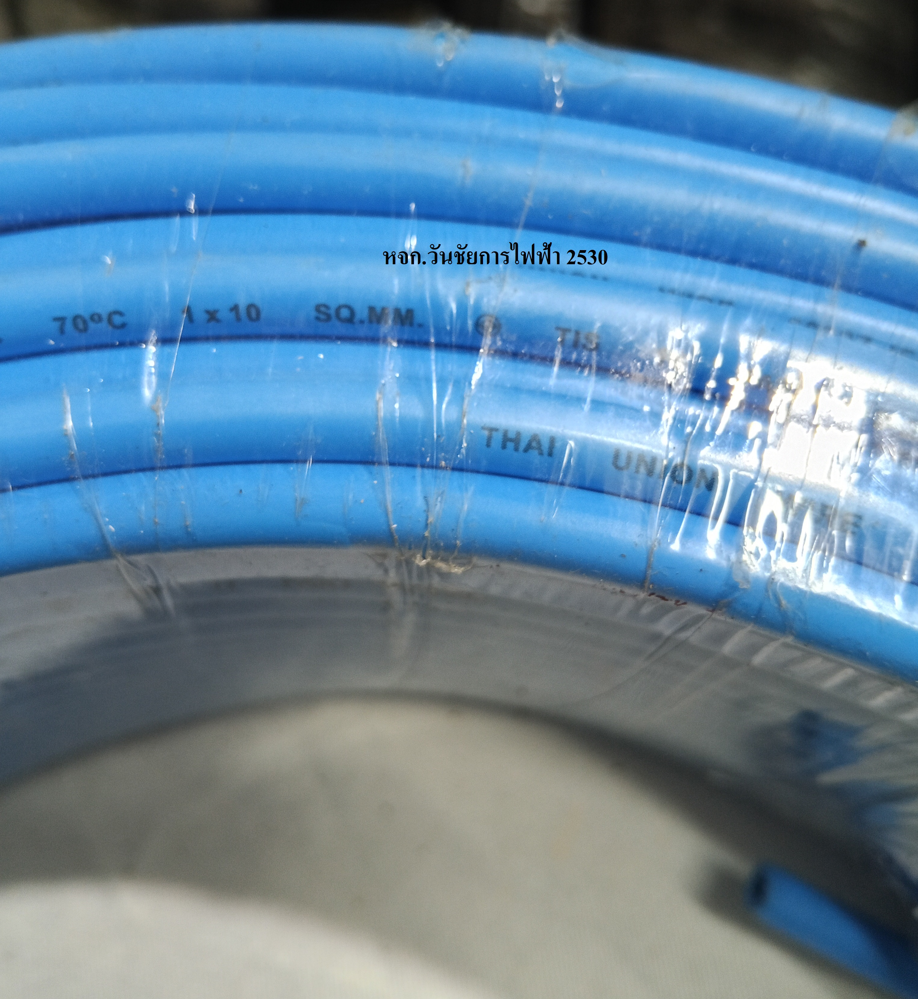 สายไฟ THW ยีห้อ THAI UNION เบอร์10 1x10 sq.mm.ความยาว 90เมตร สีสายไฟ สีฟ้า สีน้ำตาล เขียวคาดเหลือง สายไฟทองแดงแกนเดียว