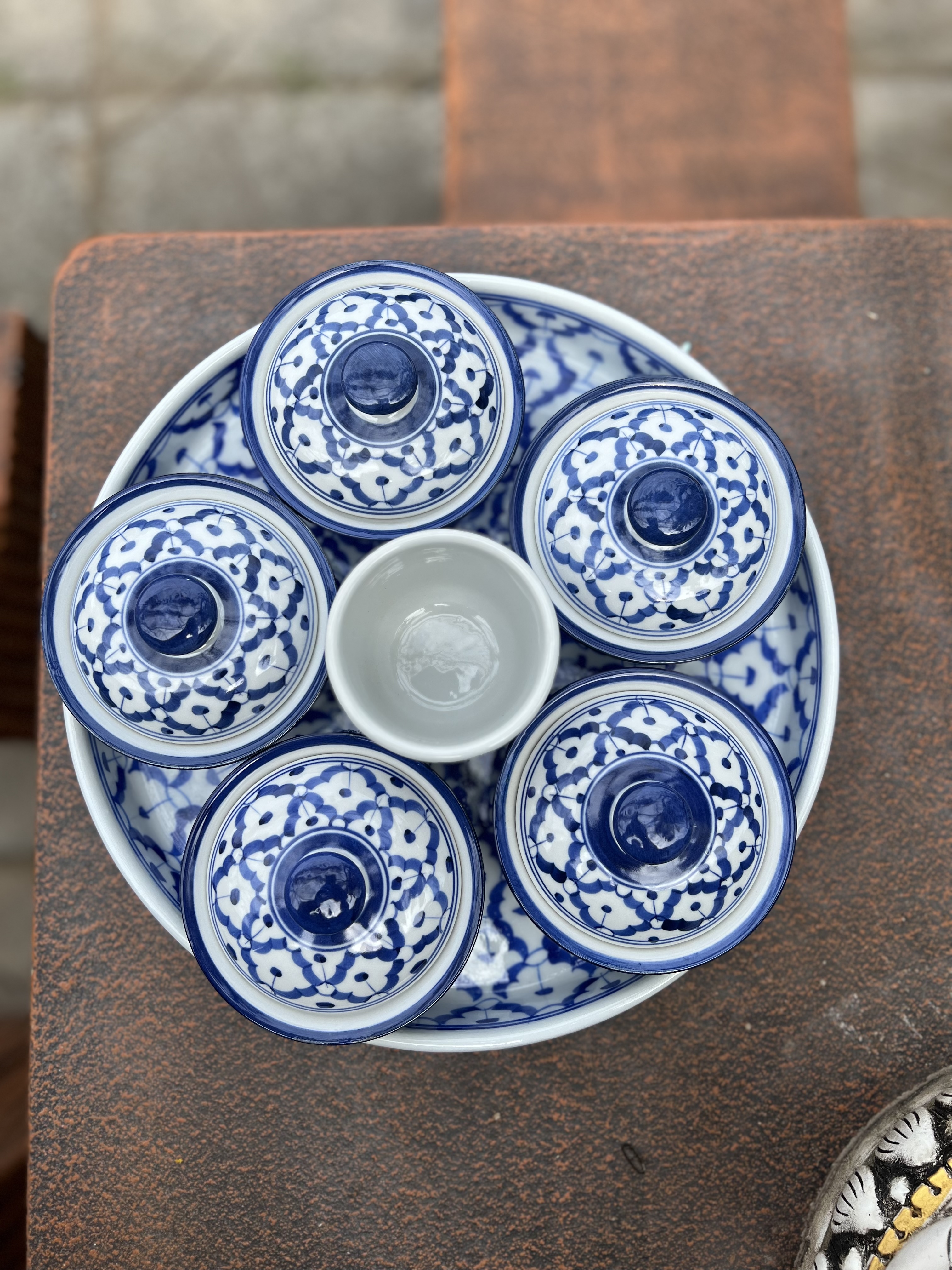 ชุดถวายข้าวพระพุทธ