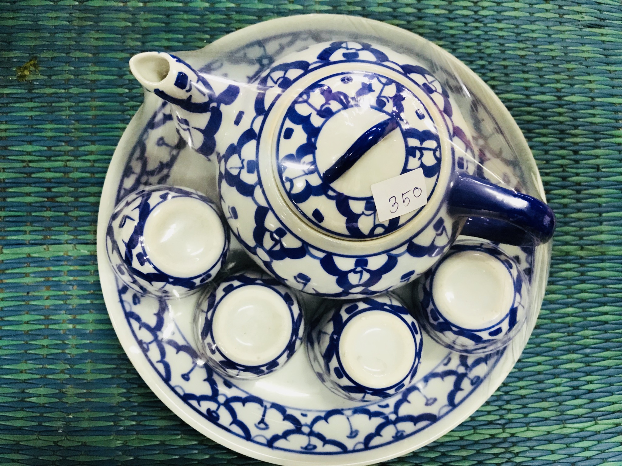 ชุดน้ำชาลายไทย