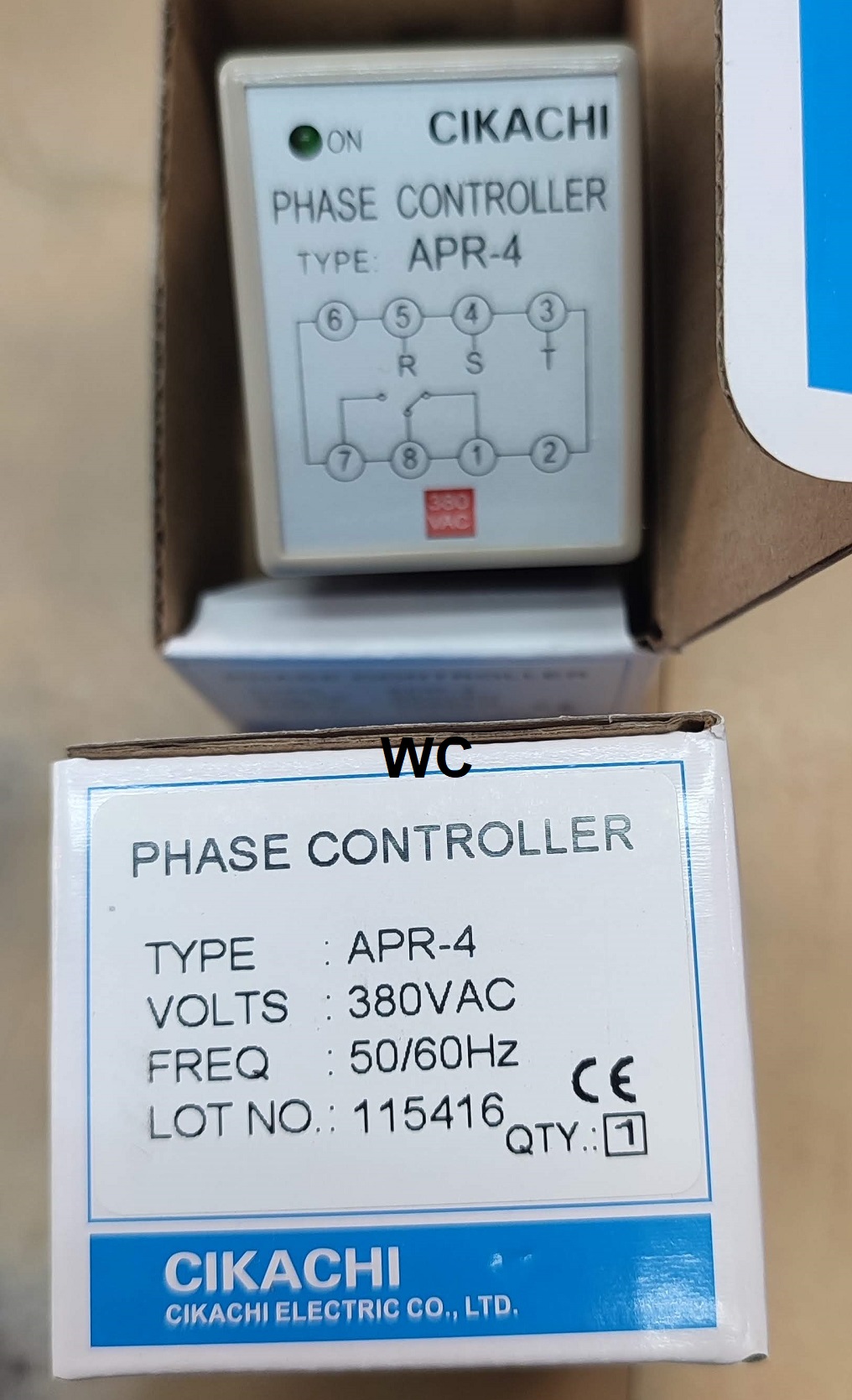 Cikachi APR-4 380V Phase Reversal Relayชิกาชิ รุ่นAPR-4 380VACเฟสคอนโทรลเลอร์ ป้องกันอุปกรณ์เสียหาย กันไฟตก ควบคุมทิศหมุนมอเตอร์ 8ขากลมพร้อมซ๊อกเก็ต