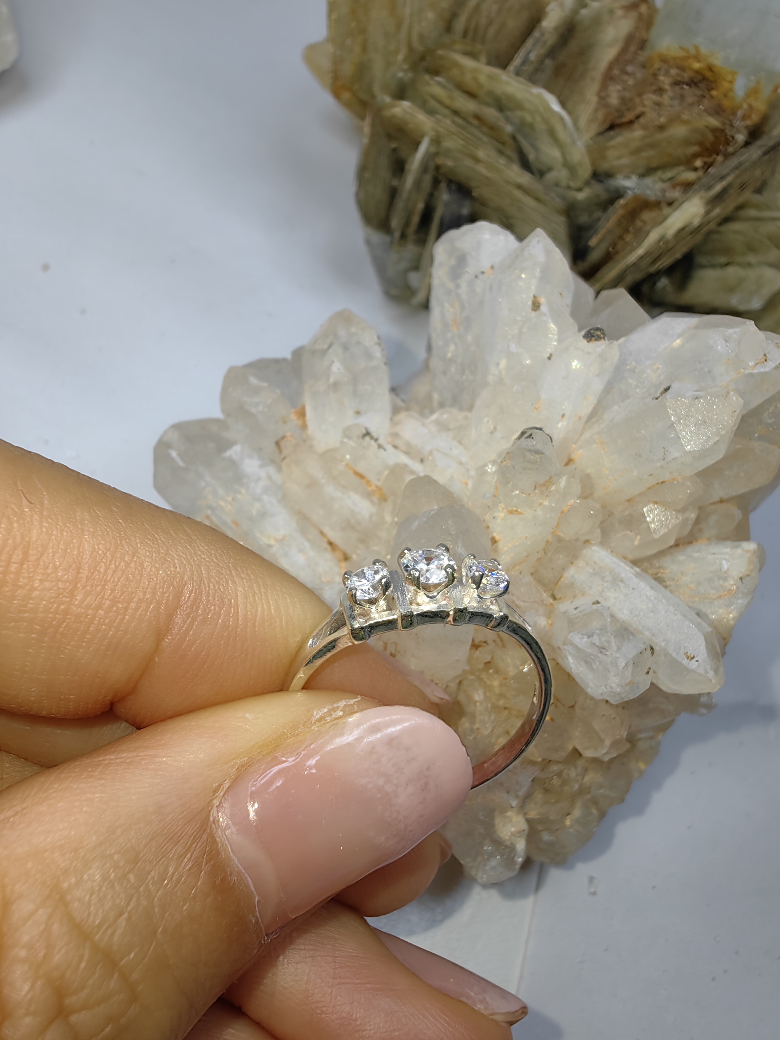 แหวนเพชร CZ เงินแท้ 92.5% Cubic Zirconia 925 Sterling Silver Ring Size 57