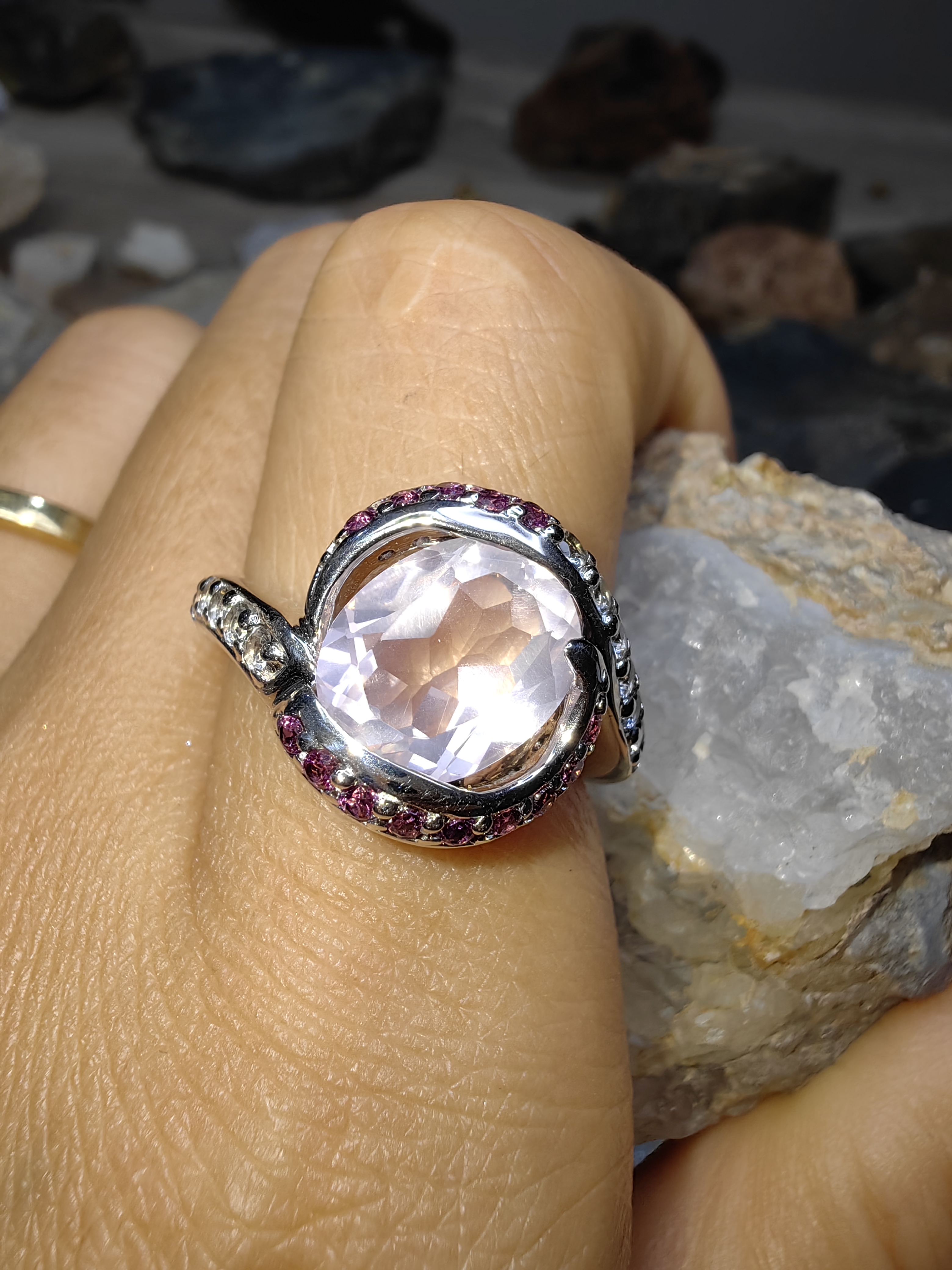 ROSE QUARTZ RUBELLITE RING