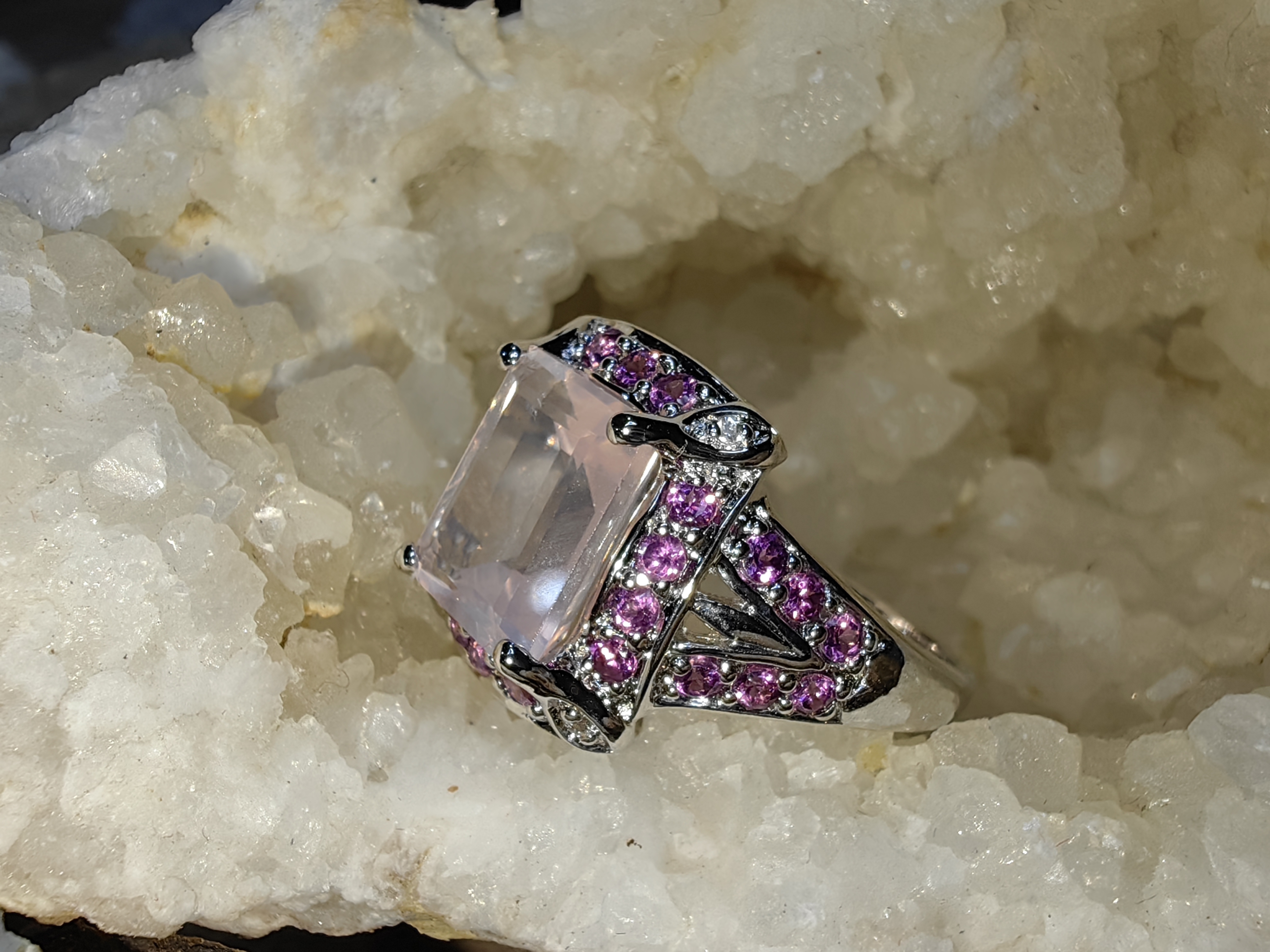 ROSE QUARTZ RHODOLITE RING