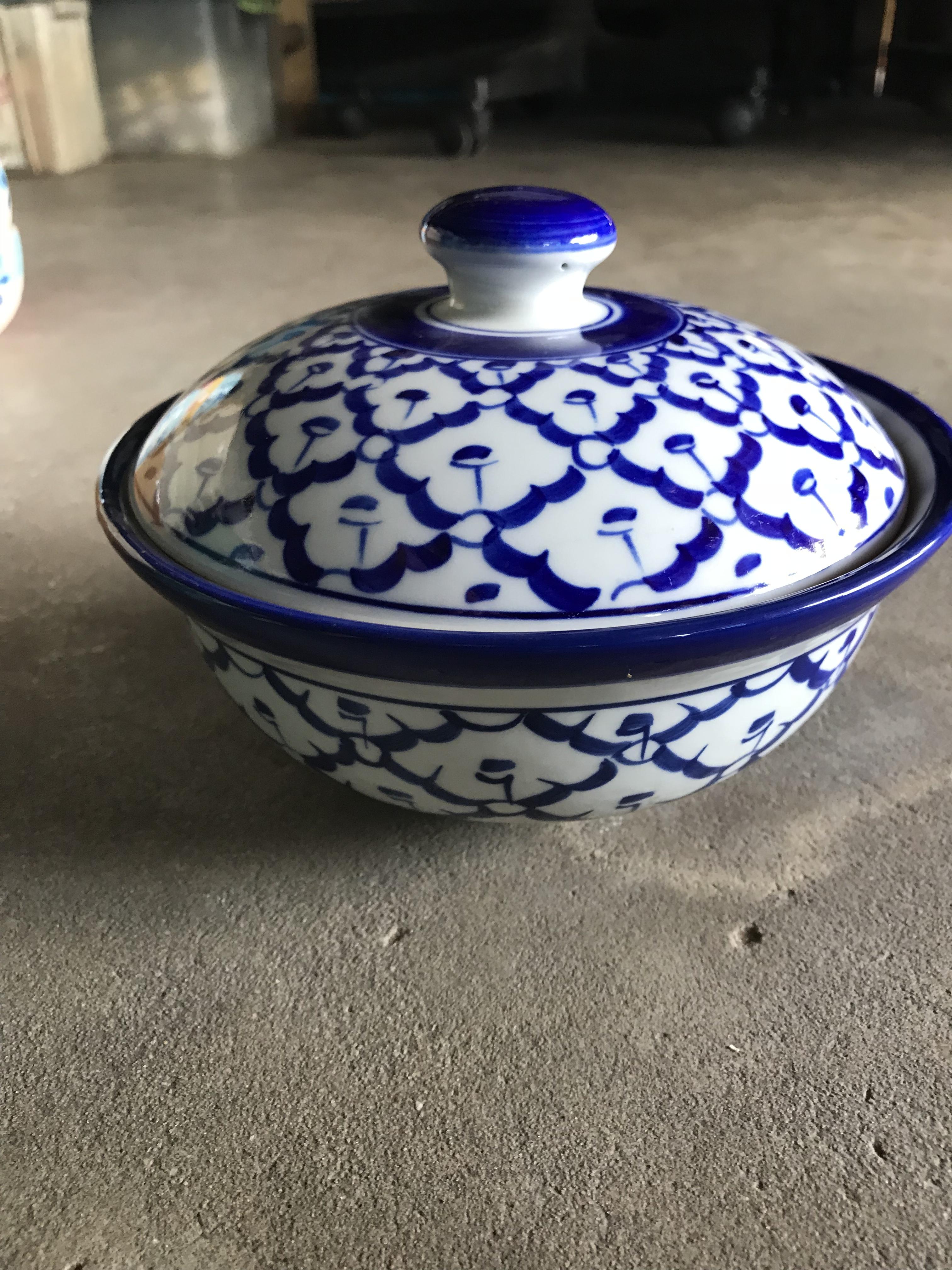 ถ้วยฝาปิดลายไทย7"