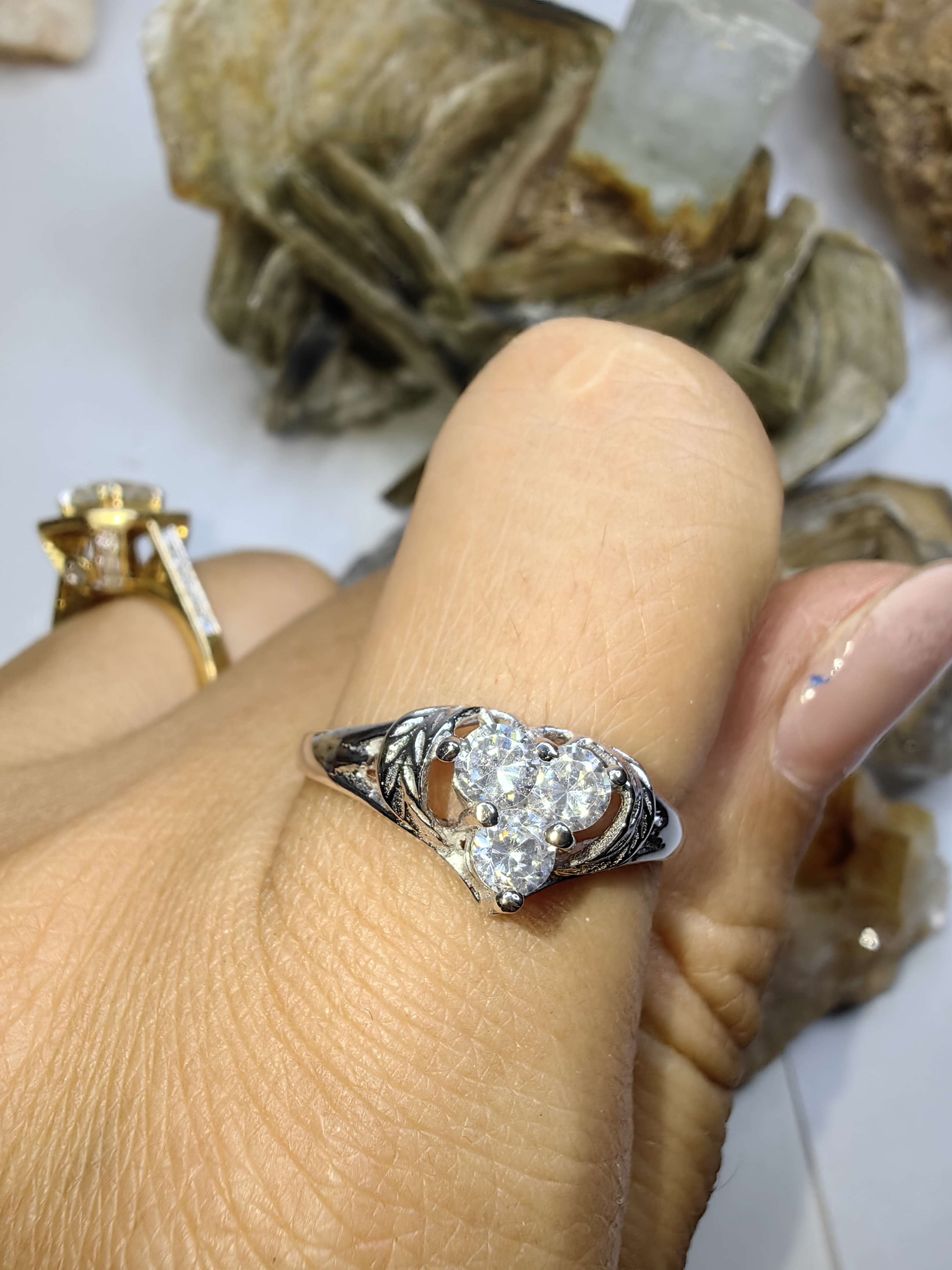 แหวนเพชร CZ เงินแท้ 92.5% Cubic Zirconia 925 Sterling Silver Ring Size 58