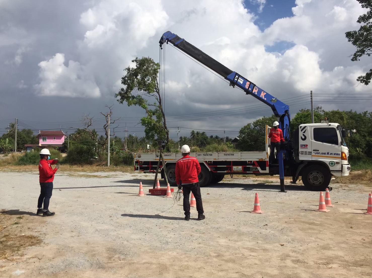 อบรมหลักสูตรเครน 4 ผู้ หลักสูตร ผู้บังคับปั้นจั่น ผู้ให้สัญญาณแก่ผู้บังคับปั้นจั่น ผู้ยึดเกาะวัสดุ และผู้ควบคุมการใช้ปั้นจั่น สำหรับปั้นจั่นชนิดเคลื่อนที่ กฎหมายใหม่ อบรม Public บาท / ท่าน อบรมเครนหลักสูตร ภาษาอังกฤษ