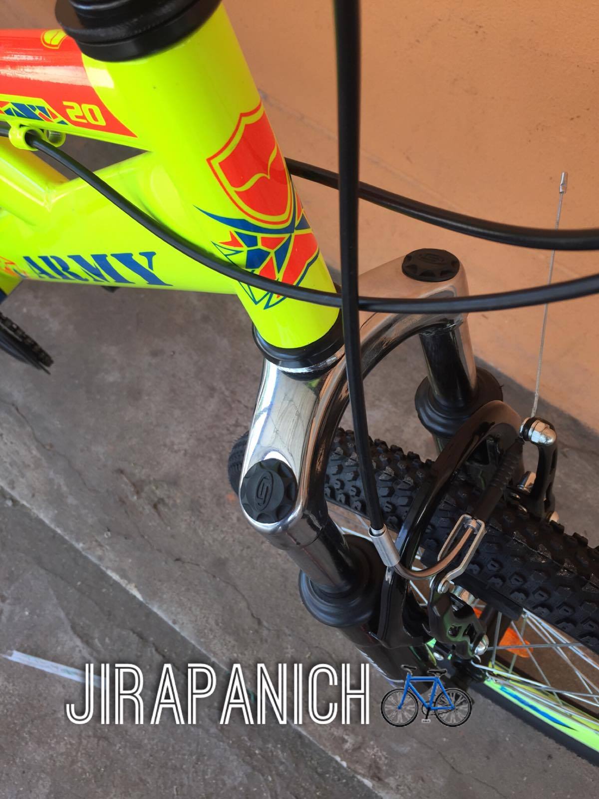 จักรยานเด็ก Army รุ่น Loris (20 นิ้ว)