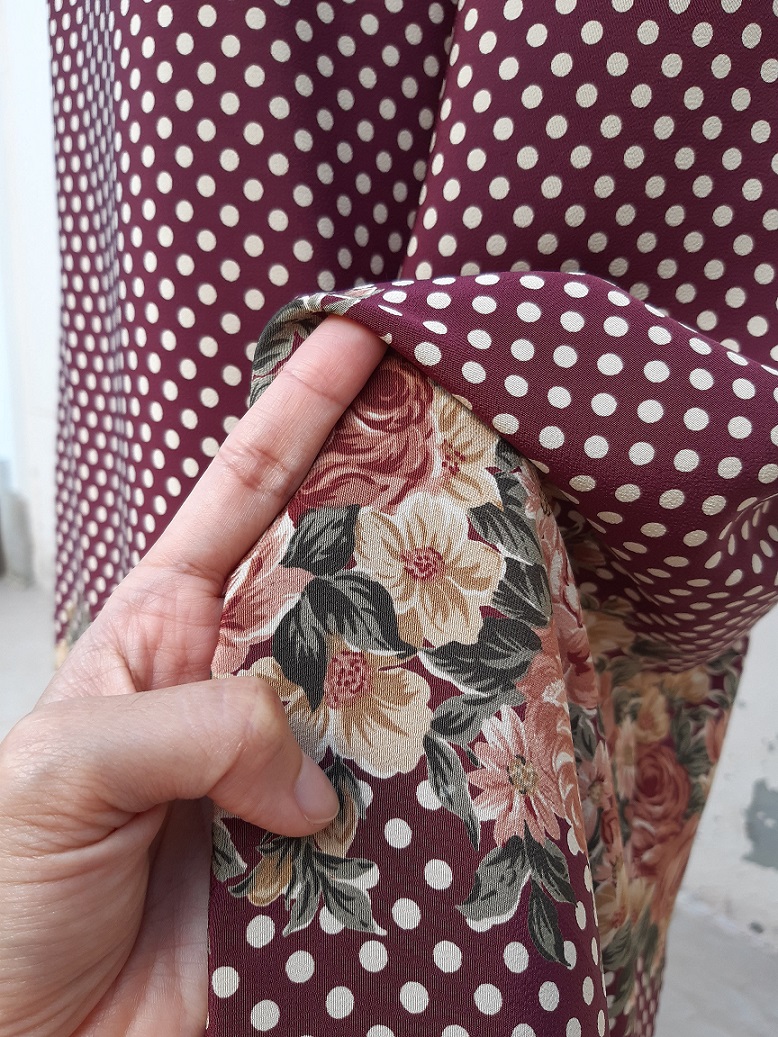 กางเกงวินเทจมือสองลายจุดสีม่วง ปลายขาเป็นลายดอกกุหลาบสีโอลด์โรส (Vintage pants)