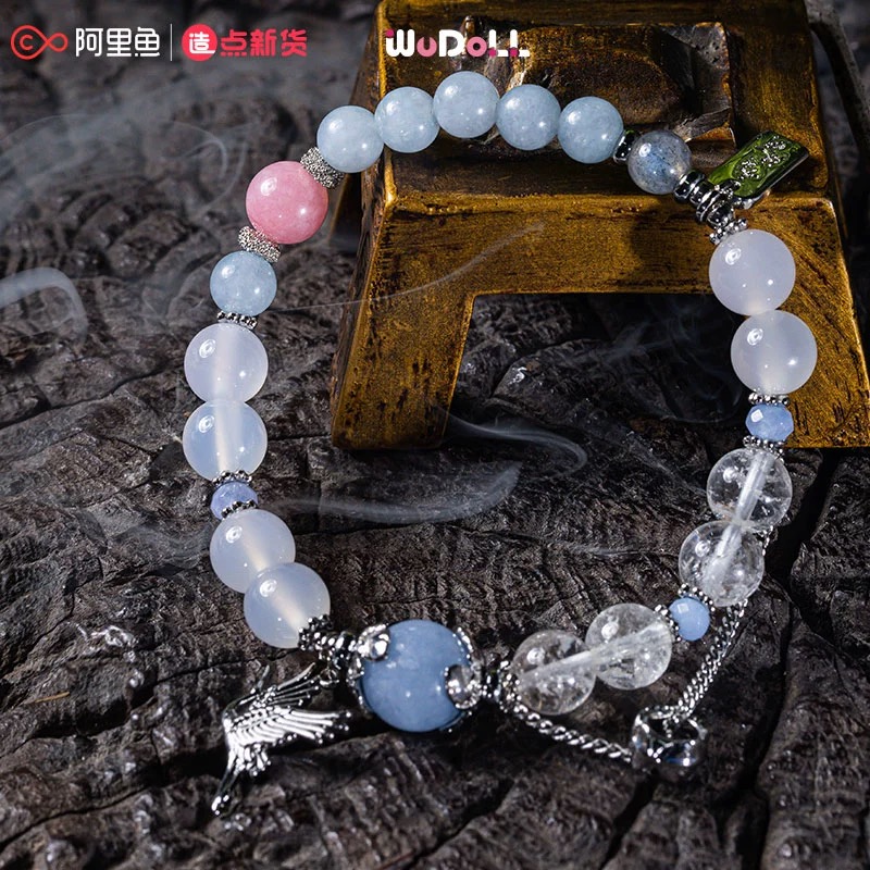 จันทราอัสดง : สร้อยข้อมือ
