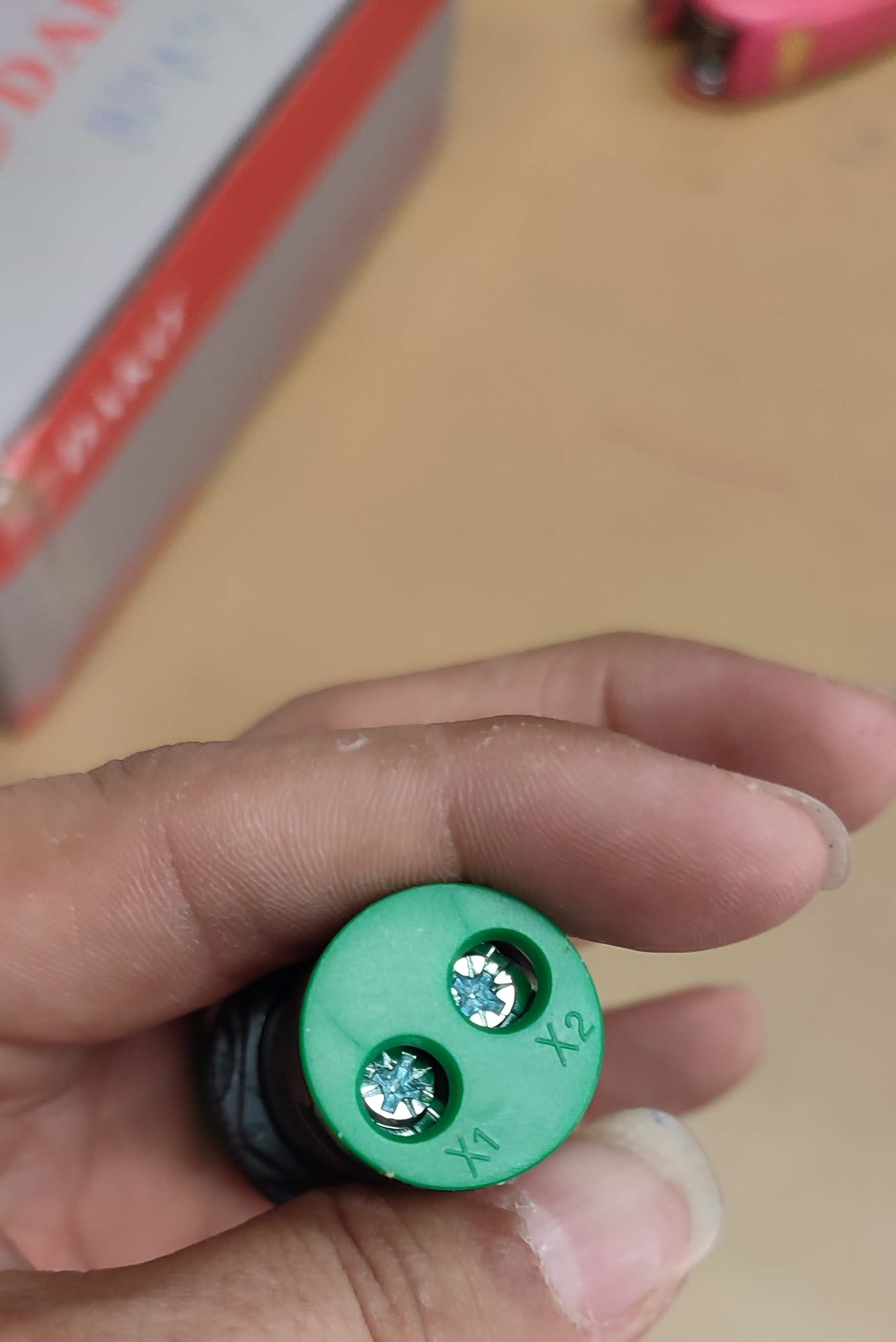 ไฟโชว์สถานะหน้าตู้ไฟ มีโวลล์ Volt meter 22mm LED Digital Display แสดงค่าโวลท์ ยี่ห้อ DAKO Voltmeter Digital Volt Pilot lamp