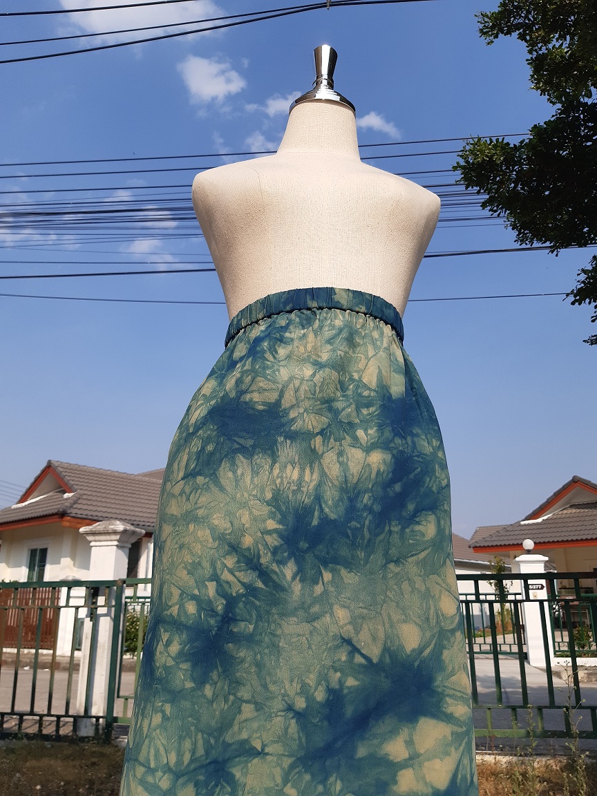 กระโปรงมัดย้อม