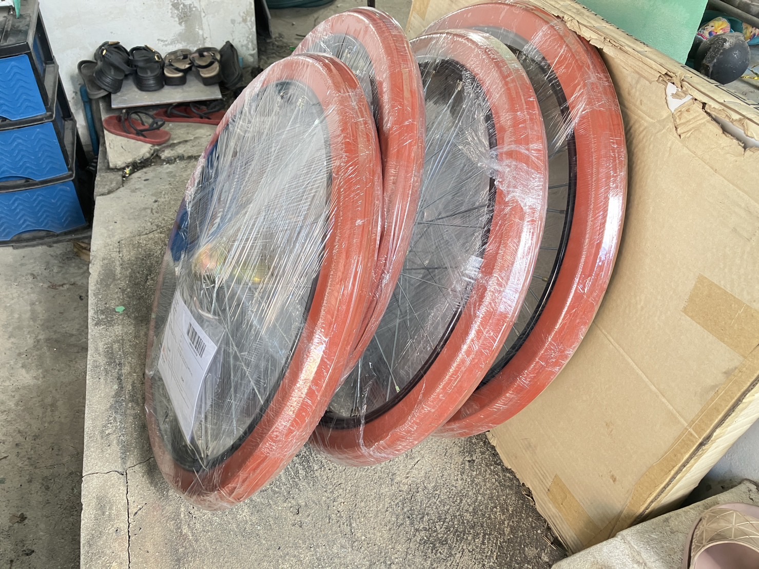 (สินค้าใหม่! ล้อ26"+ยางตัน ราชรถ) ชุดล้อรถเข็นขนาด 26นิ้ว ยางตัน (26x2นิ้ว)- จำหน่ายเป็นคู่