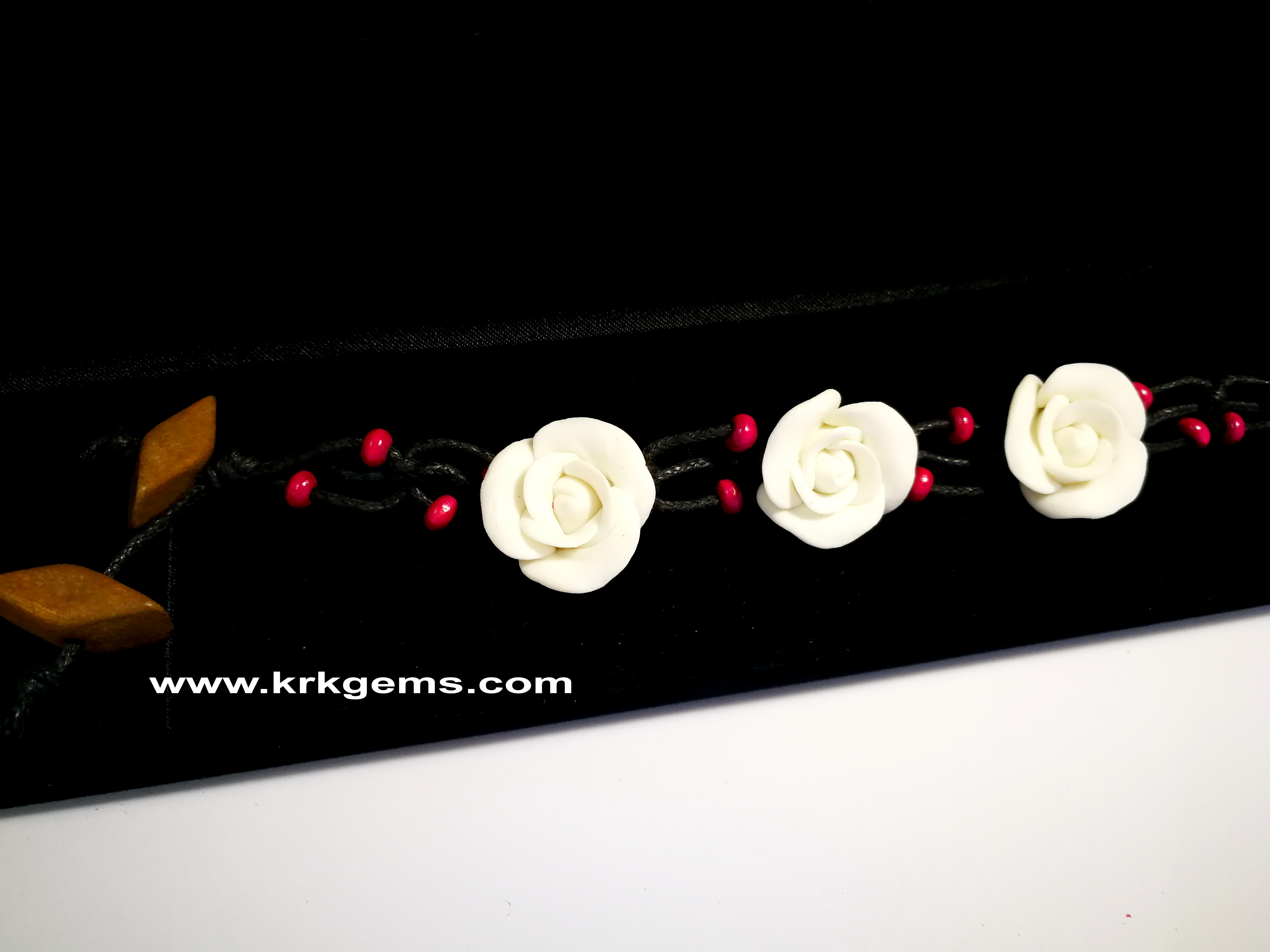 PURE WHITE ROSE HANDMADE CLAY NECKLACE BRACELET EARRING RING SET