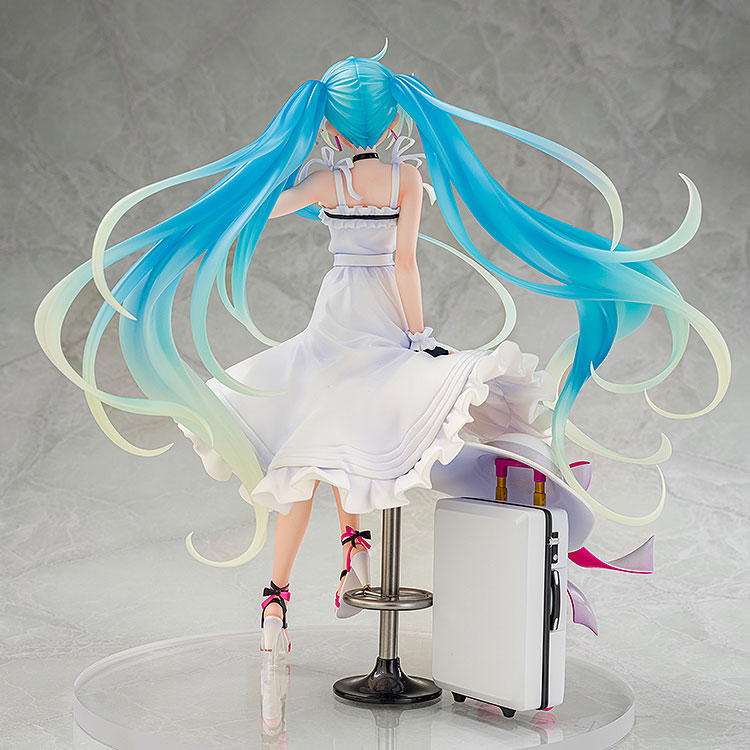 P scale Racing Miku 2021 Vacation Style Ver. 1/7 (ปิด 25/08 วางจำหน่าย 2025/10)