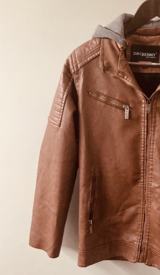 G 220216 เสื้อแจ็คเก็ตหนัง DIRCBENNY ราคาเช่า 75 บาท ต่อ 1 วัน