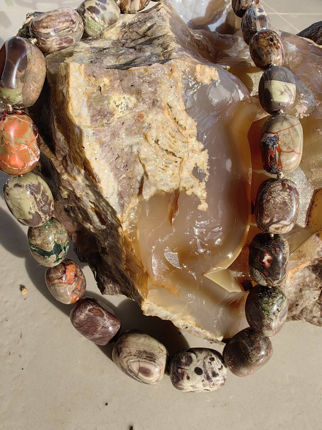 Agate Jasper อาเกต แจสเปอร์ L 48 cm. 582.50 ct