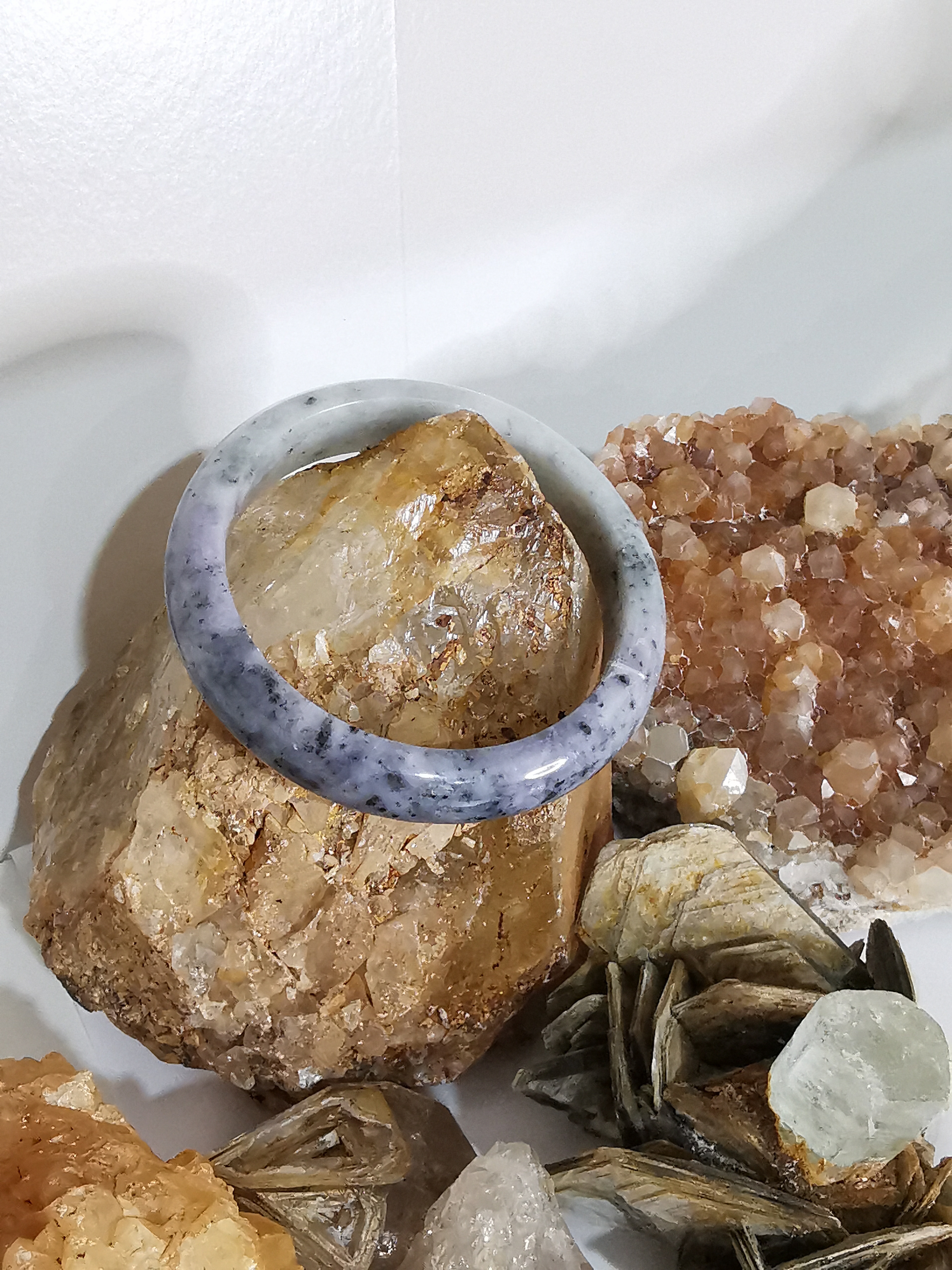 Grey White Bangle Jadeite กำไลหยกเจไดต์แท้ Diameter/ เส้นผ่านศูนย์กลางด้านใน/size 63 mm.