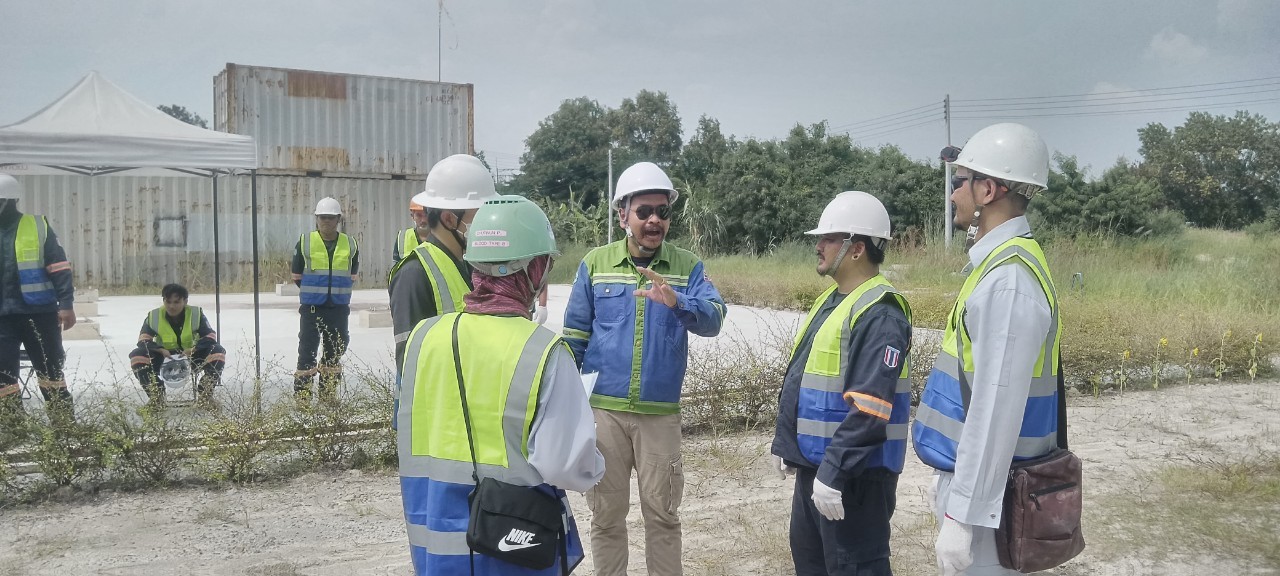 อบรมหลักสูตรเครน 4 ผู้ หลักสูตร ผู้บังคับปั้นจั่น ผู้ให้สัญญาณแก่ผู้บังคับปั้นจั่น ผู้ยึดเกาะวัสดุ และผู้ควบคุมการใช้ปั้นจั่น สำหรับปั้นจั่นชนิดเคลื่อนที่ กฎหมายใหม่ อบรม Public บาท / ท่าน อบรมเครนหลักสูตร ภาษาอังกฤษ