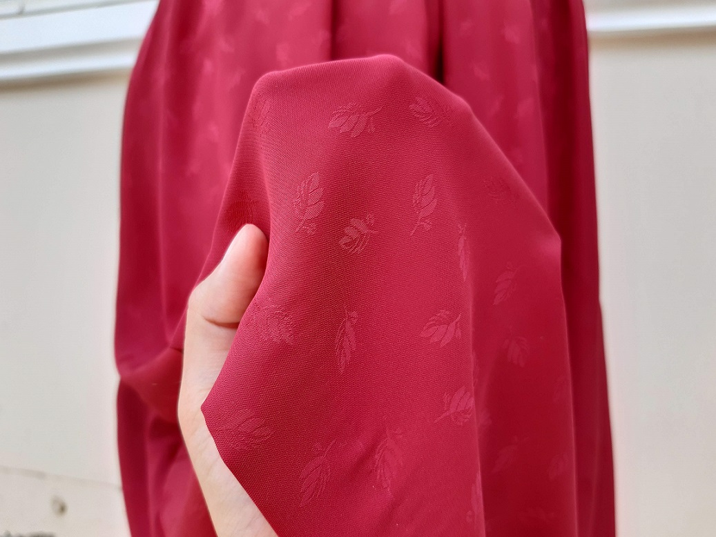 กระโปรงวินเทจสีชมพูบานเย็น